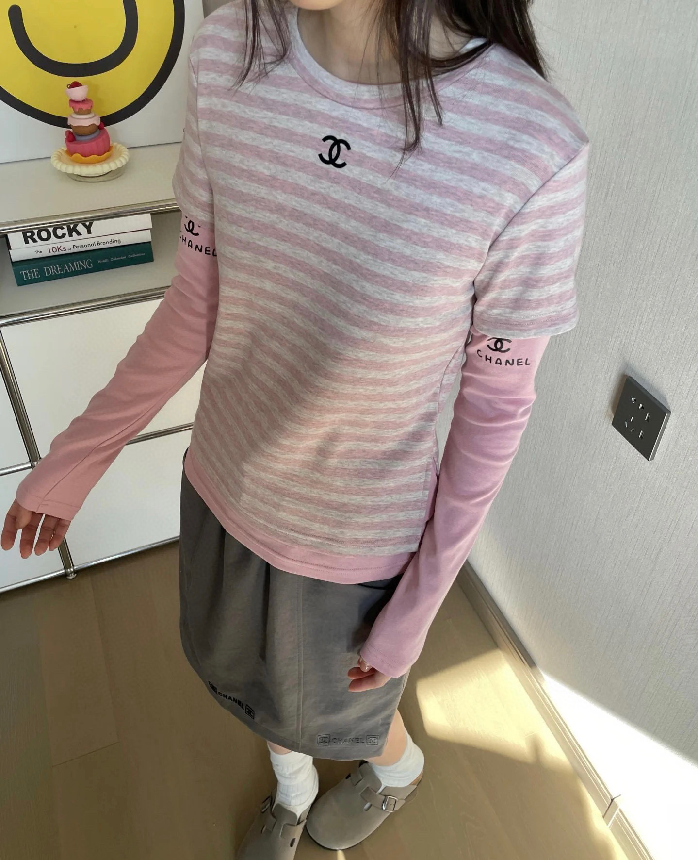 #Chane♡²⁵秋冬新款 中古系列 假两件设计 条纹上衣 高品质定制 现货首发 配送防尘袋 size：