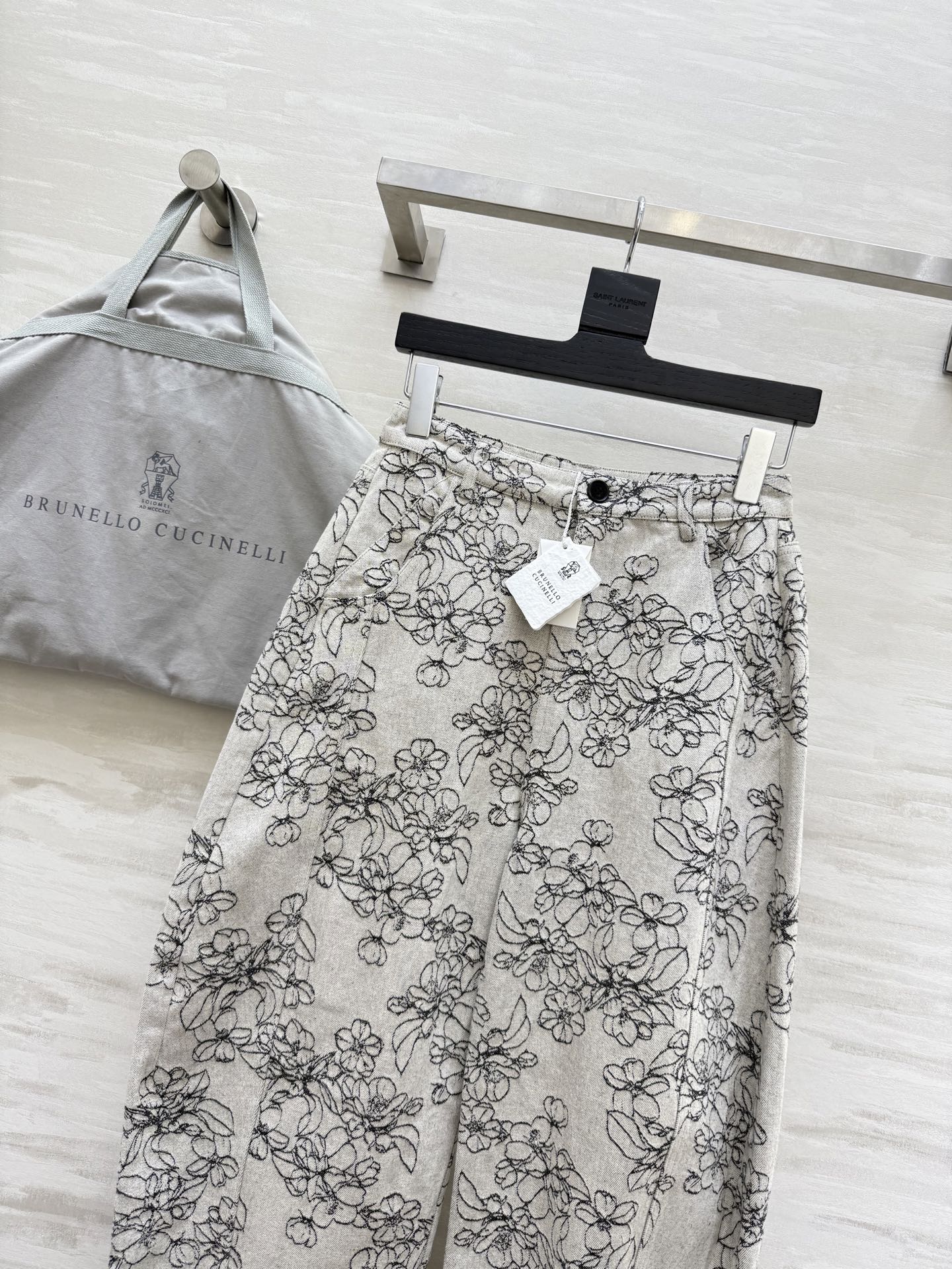 #BC²⁵秋冬新款 重工刺绣🪡弯刀裤 高品质定制 现货来size：S/M/L（s码腰围：68，裤长：10