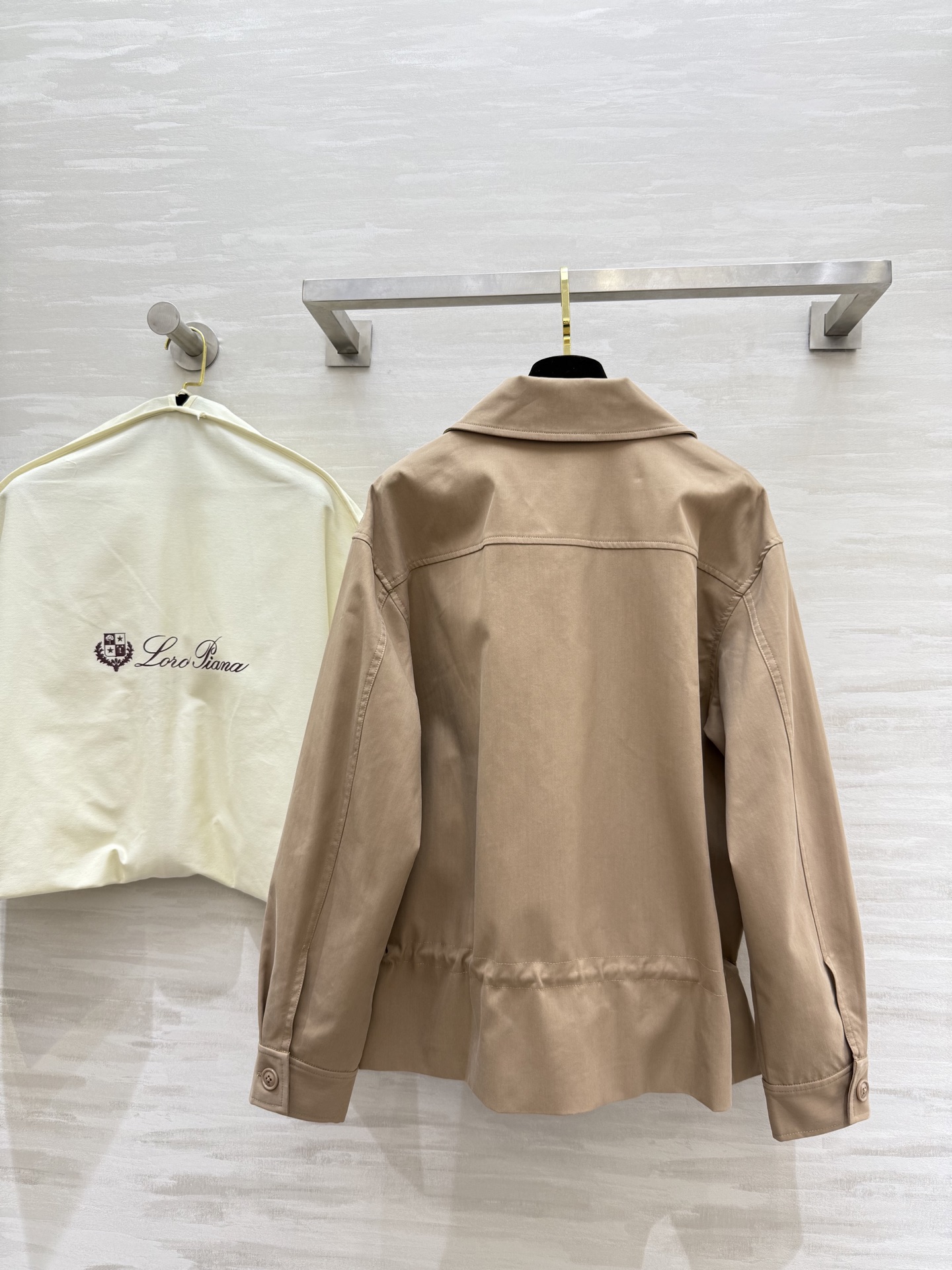 #LP秋冬新款 立领夹克外套 腰部灵活抽绳收腰完美修饰身材比例 口袋细节logo刺绣🪡精致高级 高品质 