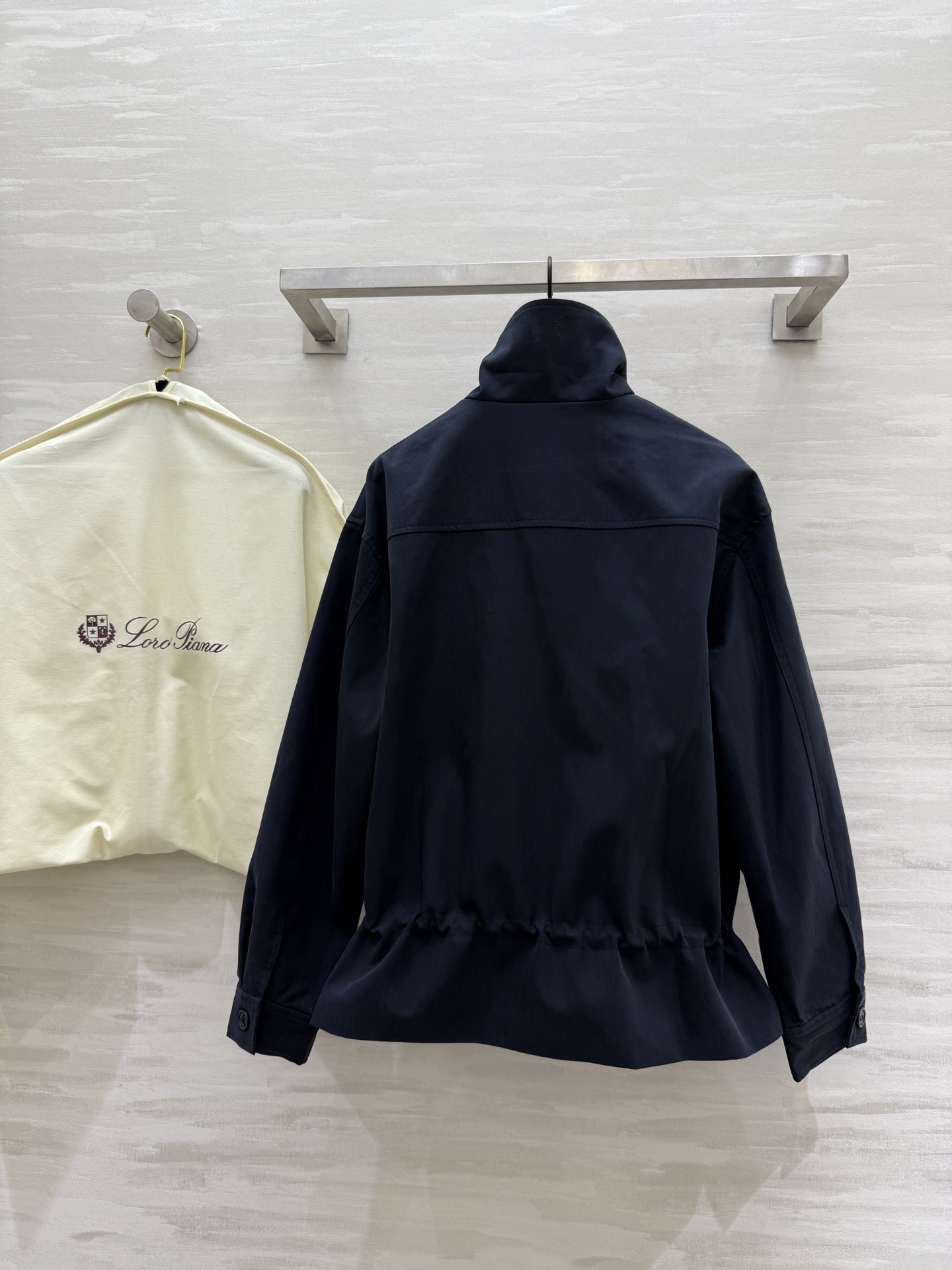 #LP秋冬新款 立领夹克外套 腰部灵活抽绳收腰完美修饰身材比例 口袋细节logo刺绣🪡精致高级 高品质 