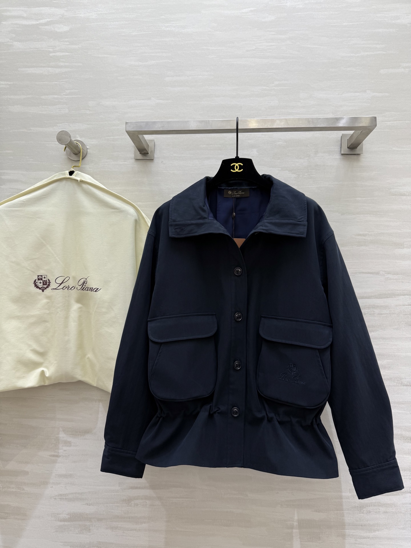 #LP秋冬新款 立领夹克外套 腰部灵活抽绳收腰完美修饰身材比例 口袋细节logo刺绣🪡精致高级 高品质 