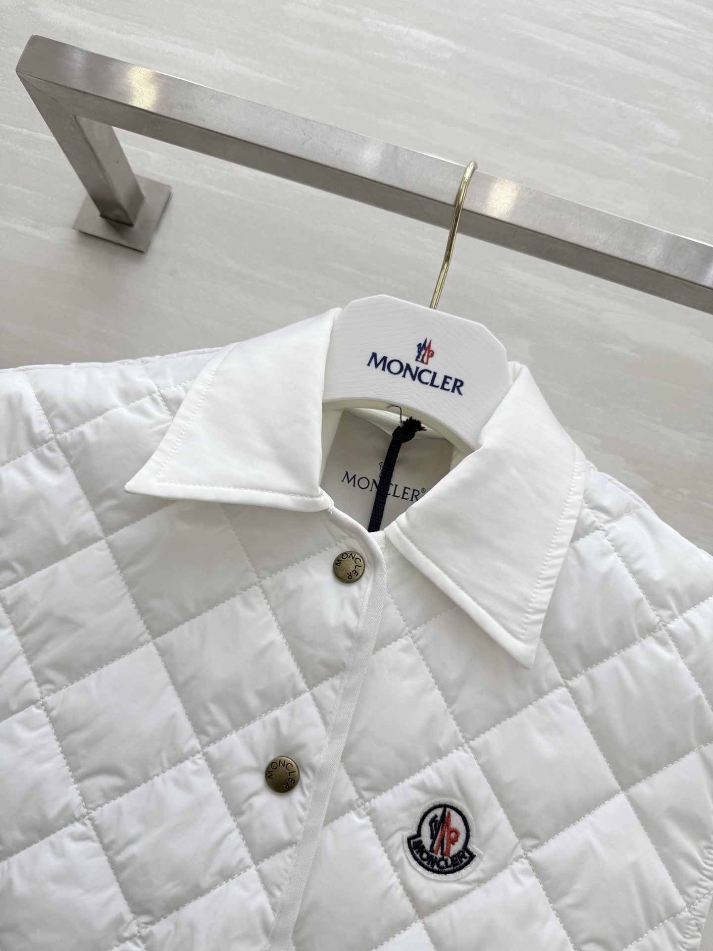 #Moncle♡²⁵秋冬新款 菱格翻领棉服马甲 高品质定制 现货首发size：S/M/L（s码胸围：92