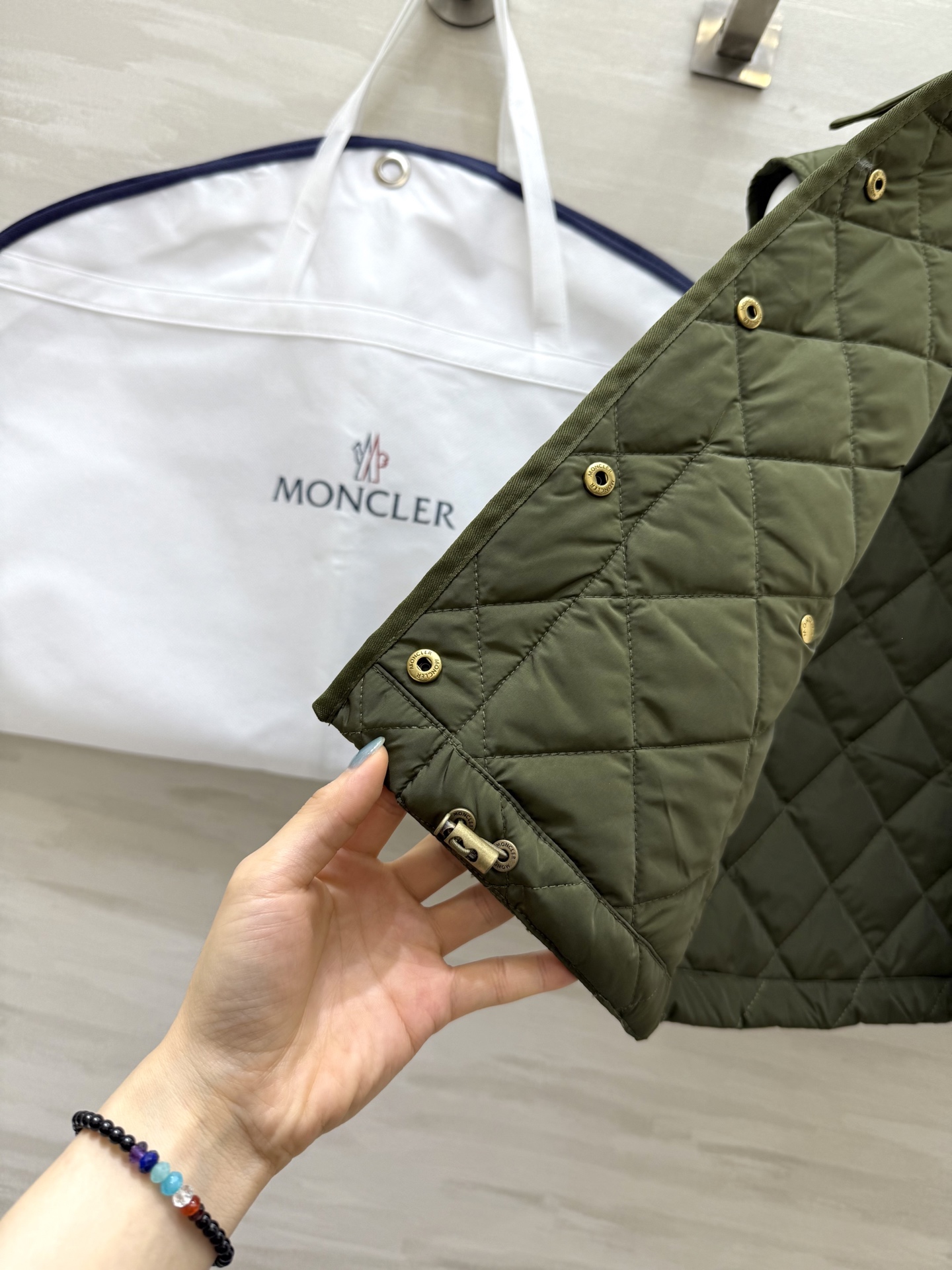 #Moncle♡²⁵秋冬新款 菱格翻领棉服马甲 高品质定制 现货首发size：S/M/L（s码胸围：92