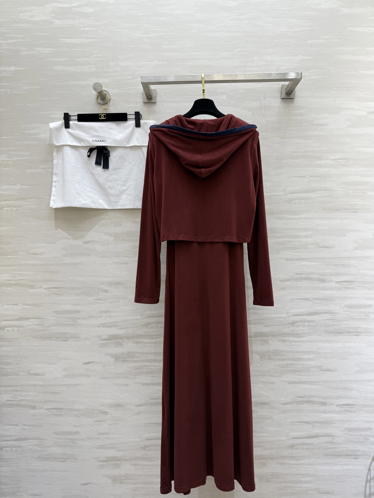 #Chane♡连帽外套➕背心长裙两件套羊毛套装 背心长裙修身显瘦 定制羊毛混纺面料亲肤舒适 高品质定制 