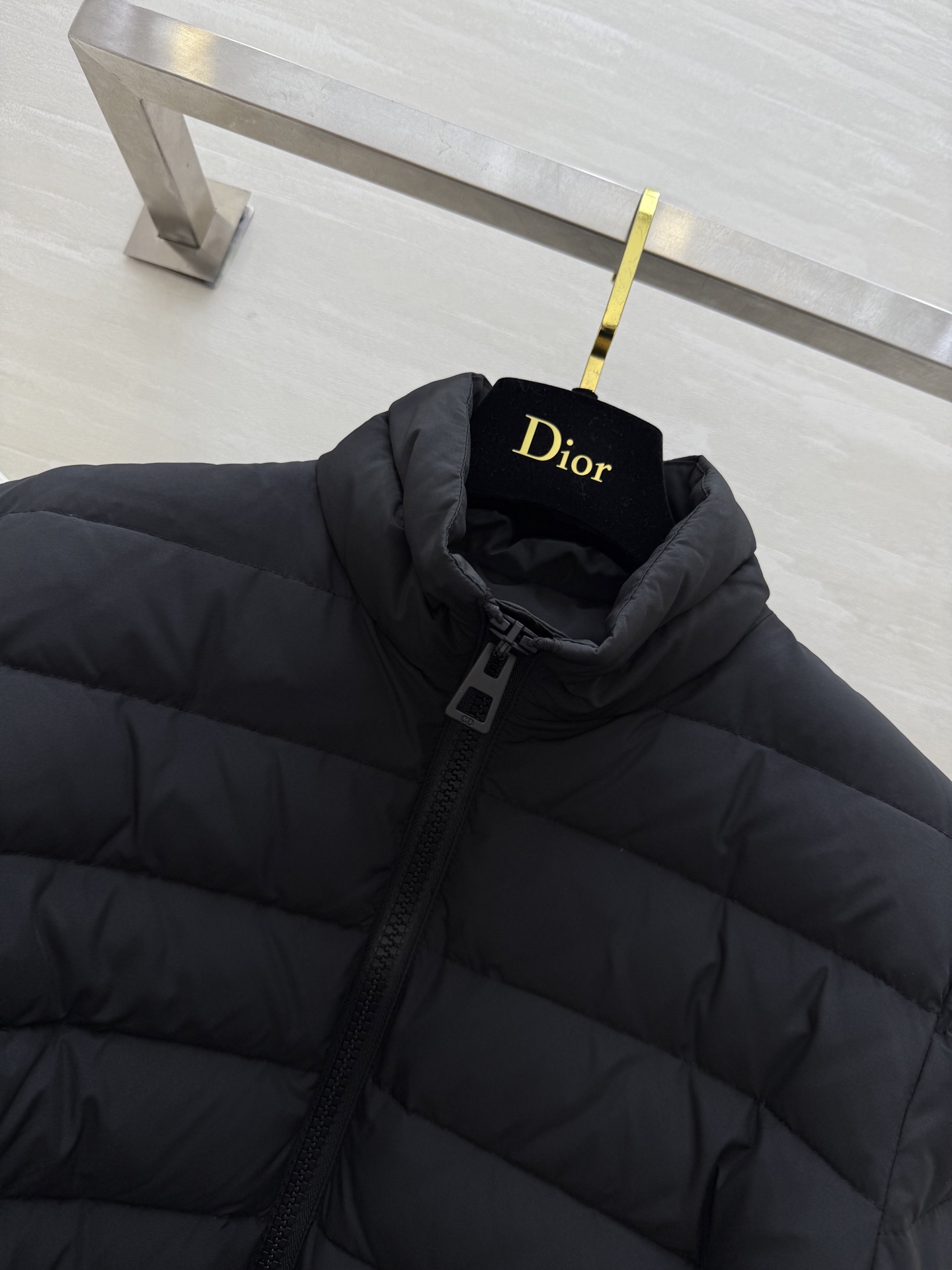 #DIO♡²⁵秋冬新款 立领收腰羽绒服 内里90白鸭绒填充 高品质 现货来size：S/M/L（s码肩宽