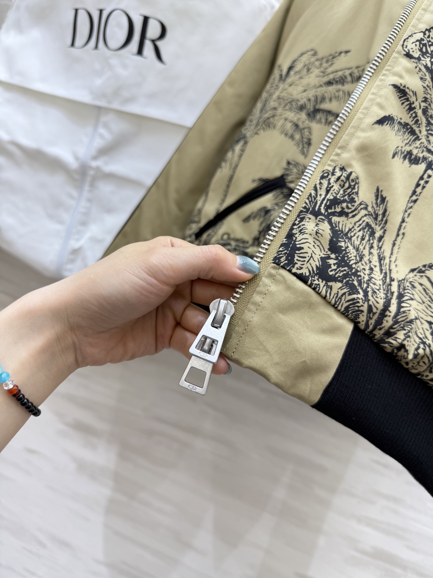 #DIO♡²⁵秋冬新款 印花菱格夹克棉服外套 内里夹棉保暖舒适 高品质 现货首发size：S/M/L（s