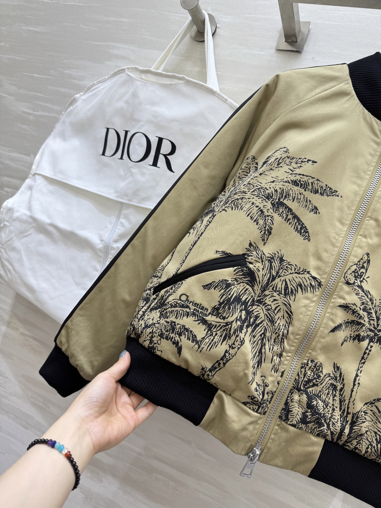 #DIO♡²⁵秋冬新款 印花菱格夹克棉服外套 内里夹棉保暖舒适 高品质 现货首发size：S/M/L（s