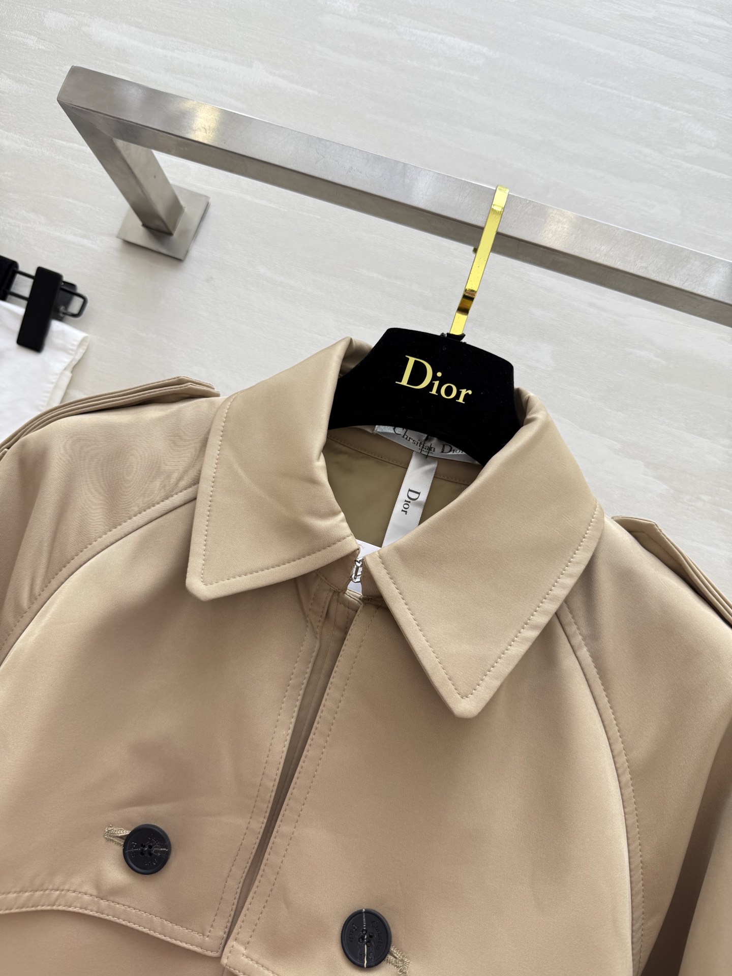 #DIO♡²⁵秋冬新款 长款翻领风衣外套 腰部皮扣收腰显瘦 立体剪裁版型 现货来size：S/M/L（M