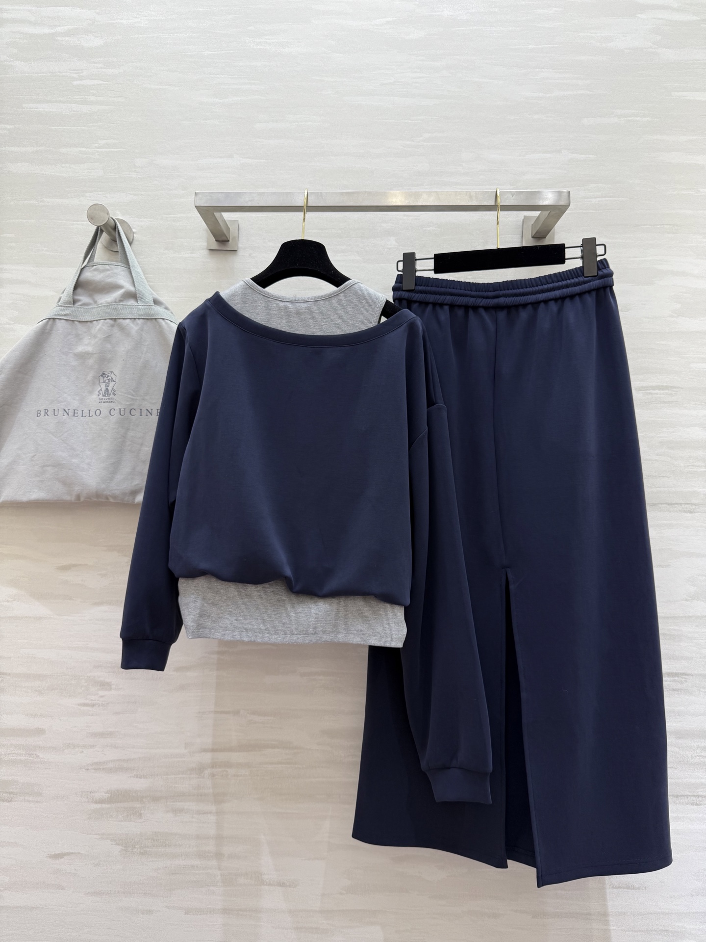 #BC²⁵秋冬新款 假两件休闲套装 高品质定制 现货首发size：S/M/L/XL（M码胸围：112，衣