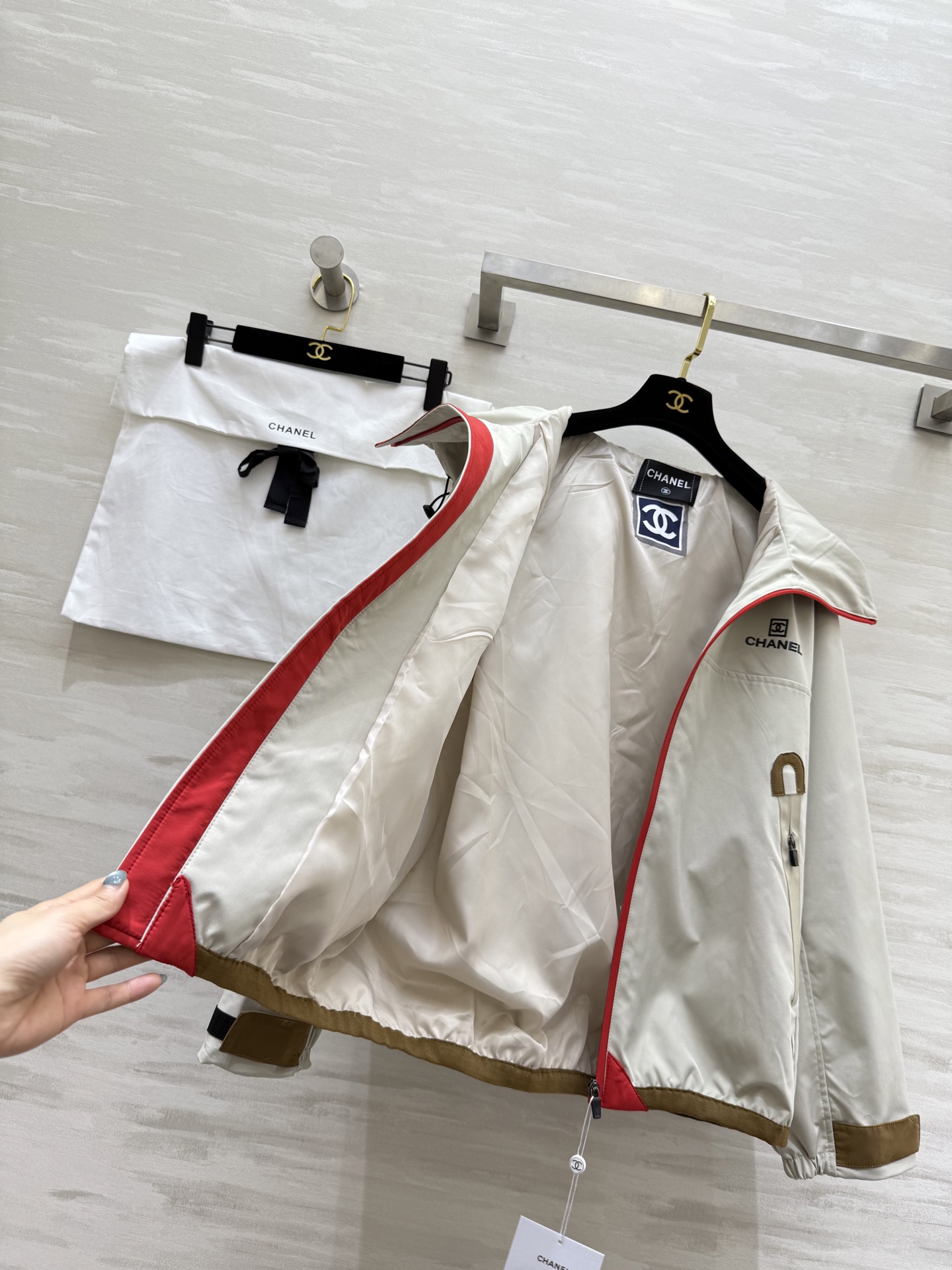 #Chane♡²⁵秋冬新款 中古系列 连帽冲锋衣外套 高品质定制 现货首发size：36/38/40（3