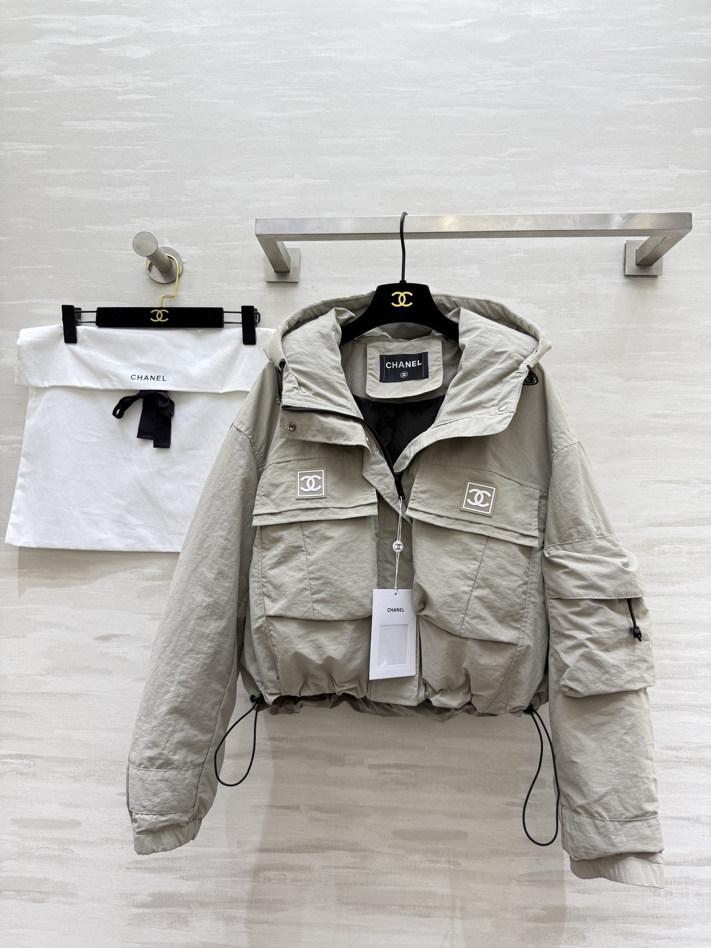 #Chane♡²⁵秋冬新款 中古系列 连帽短款夹克羽绒棉服 高品质定制 现货首发size：36/38/4