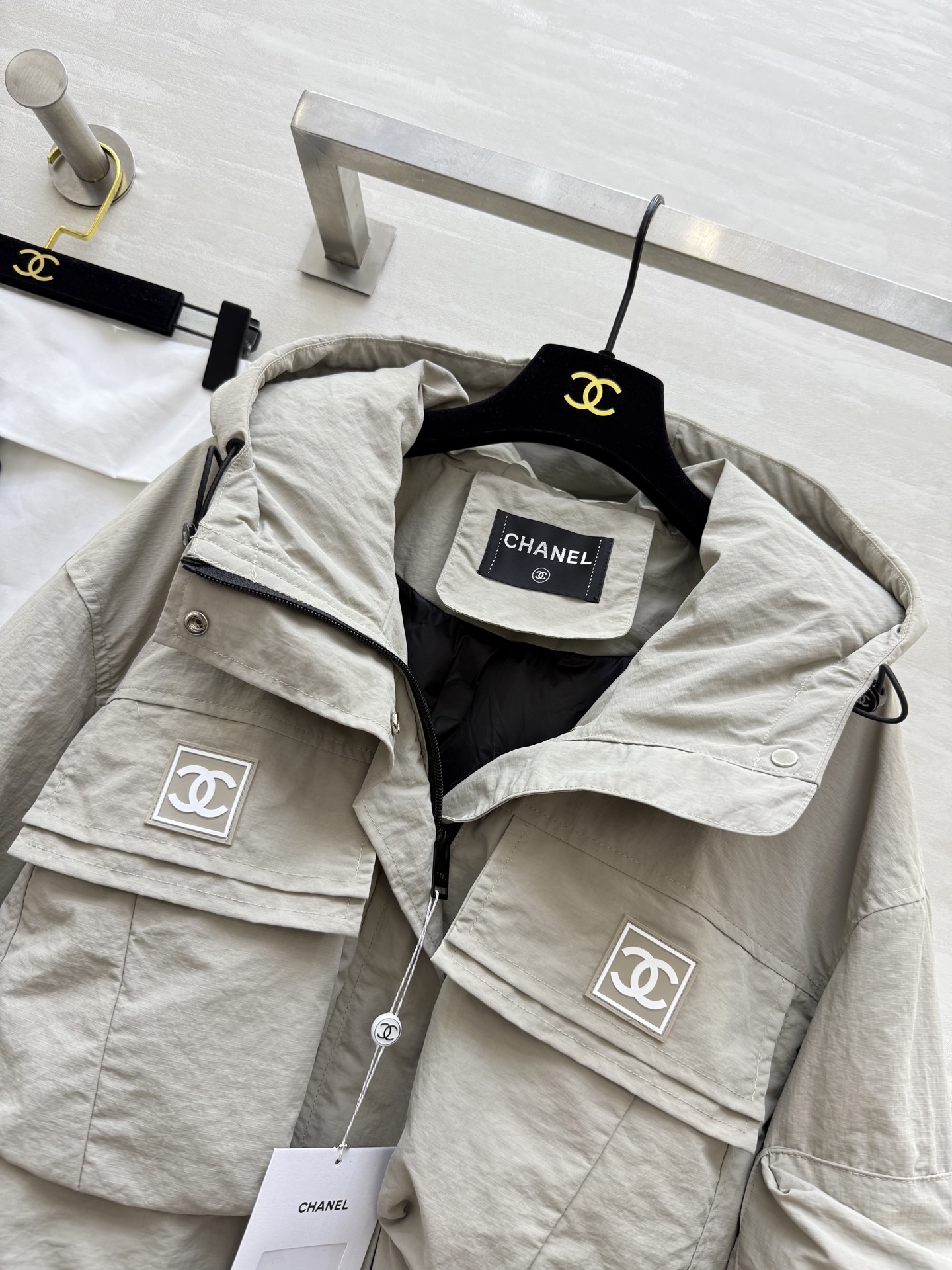 #Chane♡²⁵秋冬新款 中古系列 连帽短款夹克羽绒棉服 高品质定制 现货首发size：36/38/4