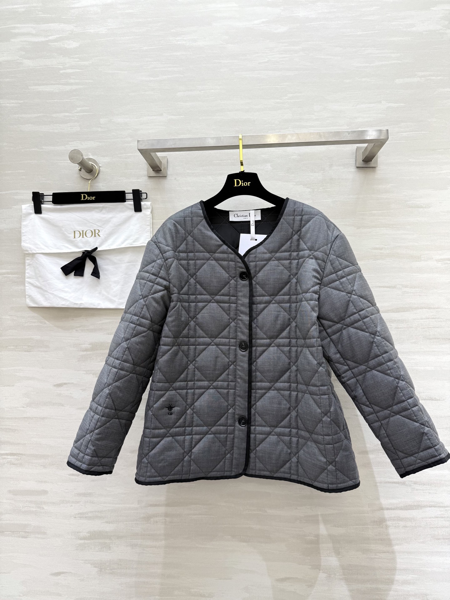 NO:569077,#DIO new autumn and winter classic cannage pattern cotton clothing, high quality customization, ready for sale, sizeS/M/L (S size bust 106, length 67),, dior, alexander wang19860909#DIO秋冬新款 经典藤格纹棉服 高品质定制 现货首发sizeS/M/L（s码胸围106,衣长67）,,dior,alexander wang,Women's clothing