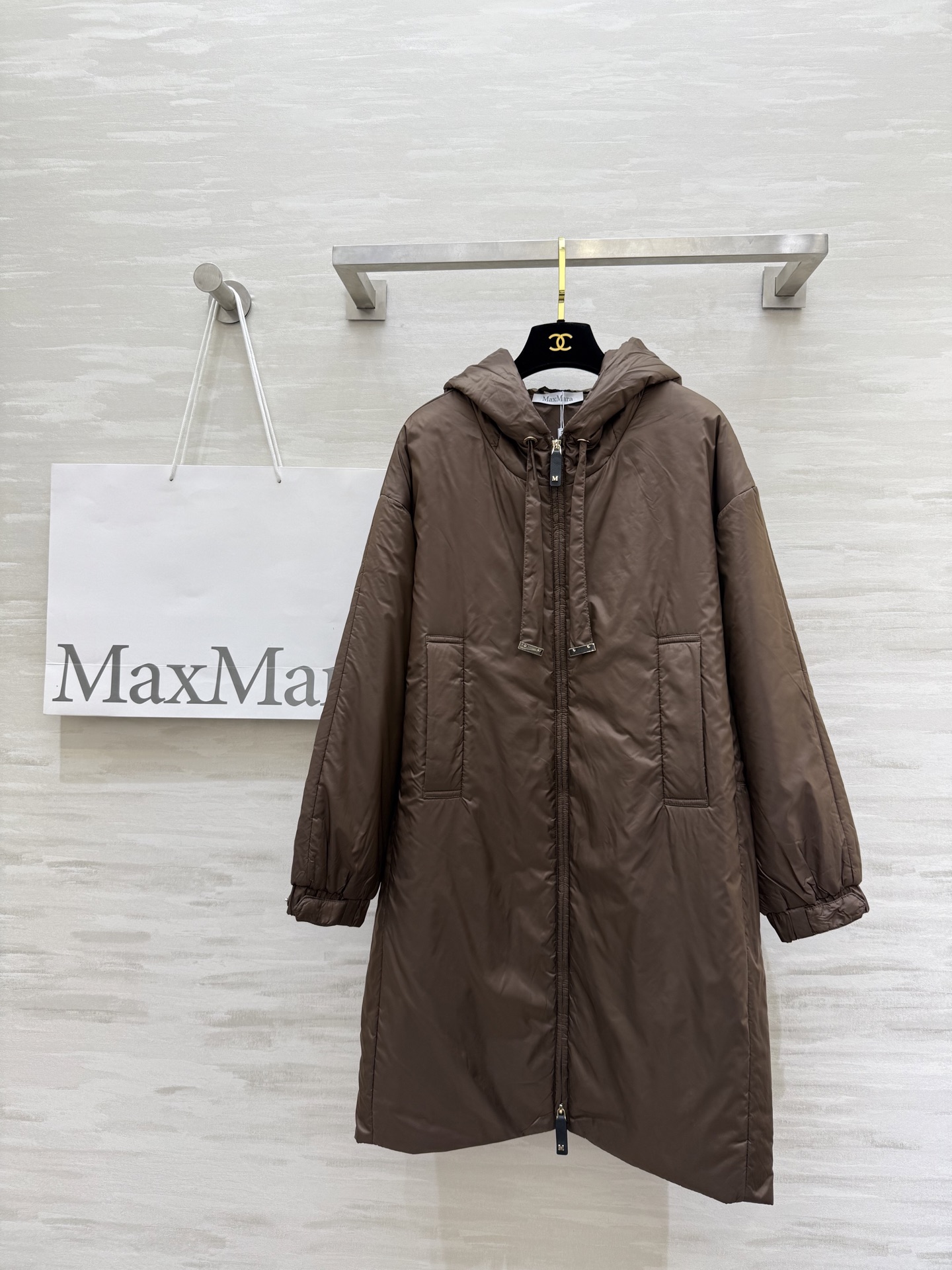 NO:569132,Comes with dust bag MaxMara The Cube series Camel velvet hooded mid-length jacket High-quality custom-made ready stock first size S/M/L (S size shoulder width 57, chest 112, length 91,, jackets & coats, hats, alexander wang19860909配防尘袋MaxMara The Cube系列 骆驼绒连帽中长款外套 高品质定制 现货首发sizeS/M/L（s码肩宽57,胸围112,衣长91,,jackets & coats,hats,alexander wang,Women's clothing