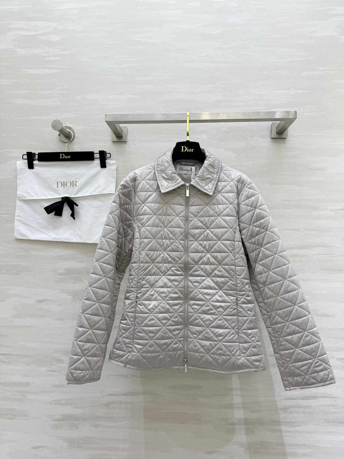 #DIO♡²⁵秋冬新款 藤格纹驼绒羽绒服 高品质定制 现货首发size：S/M/L（s码肩宽：39，胸围