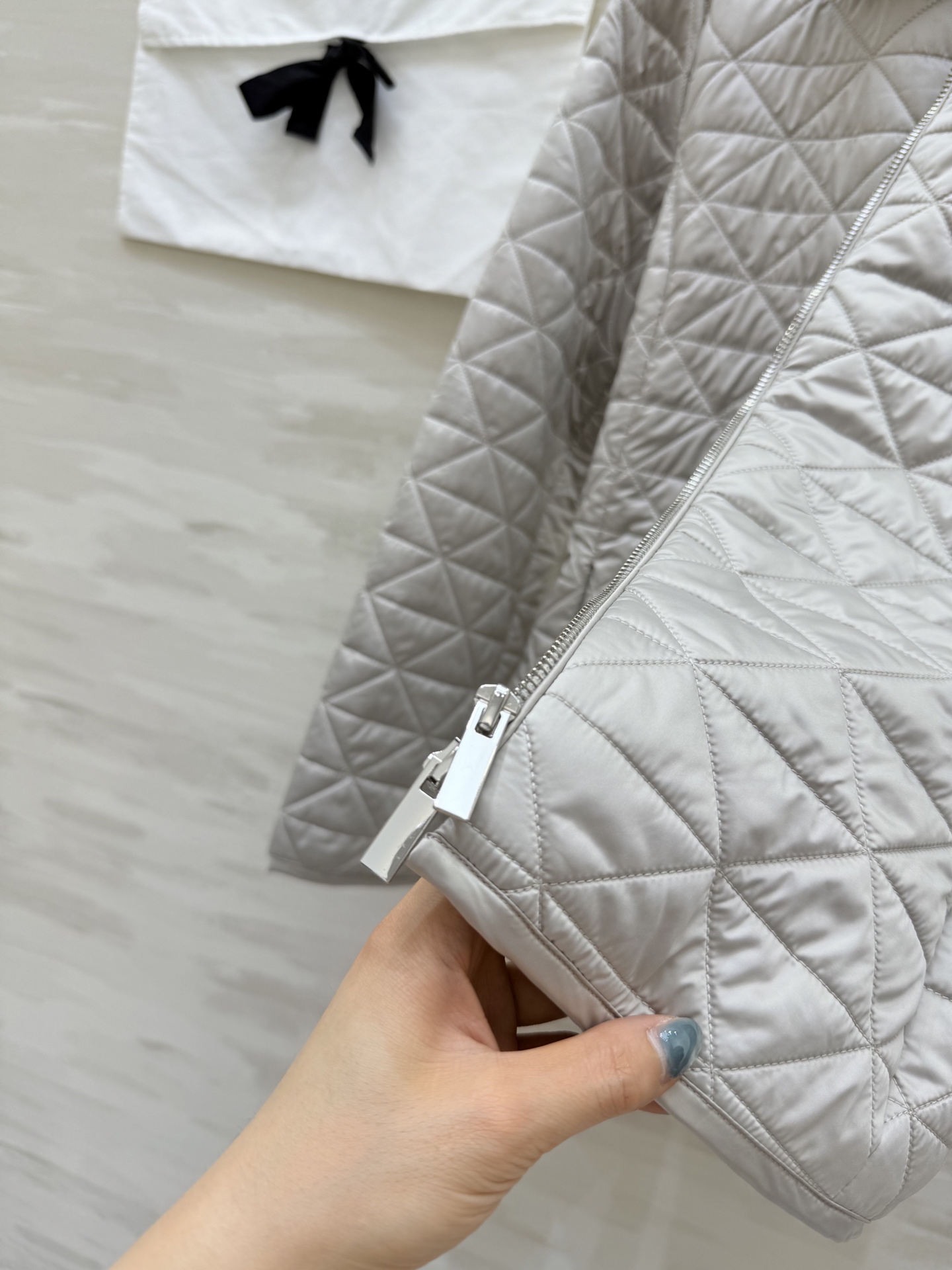 #DIO♡²⁵秋冬新款 藤格纹驼绒羽绒服 高品质定制 现货首发size：S/M/L（s码肩宽：39，胸围