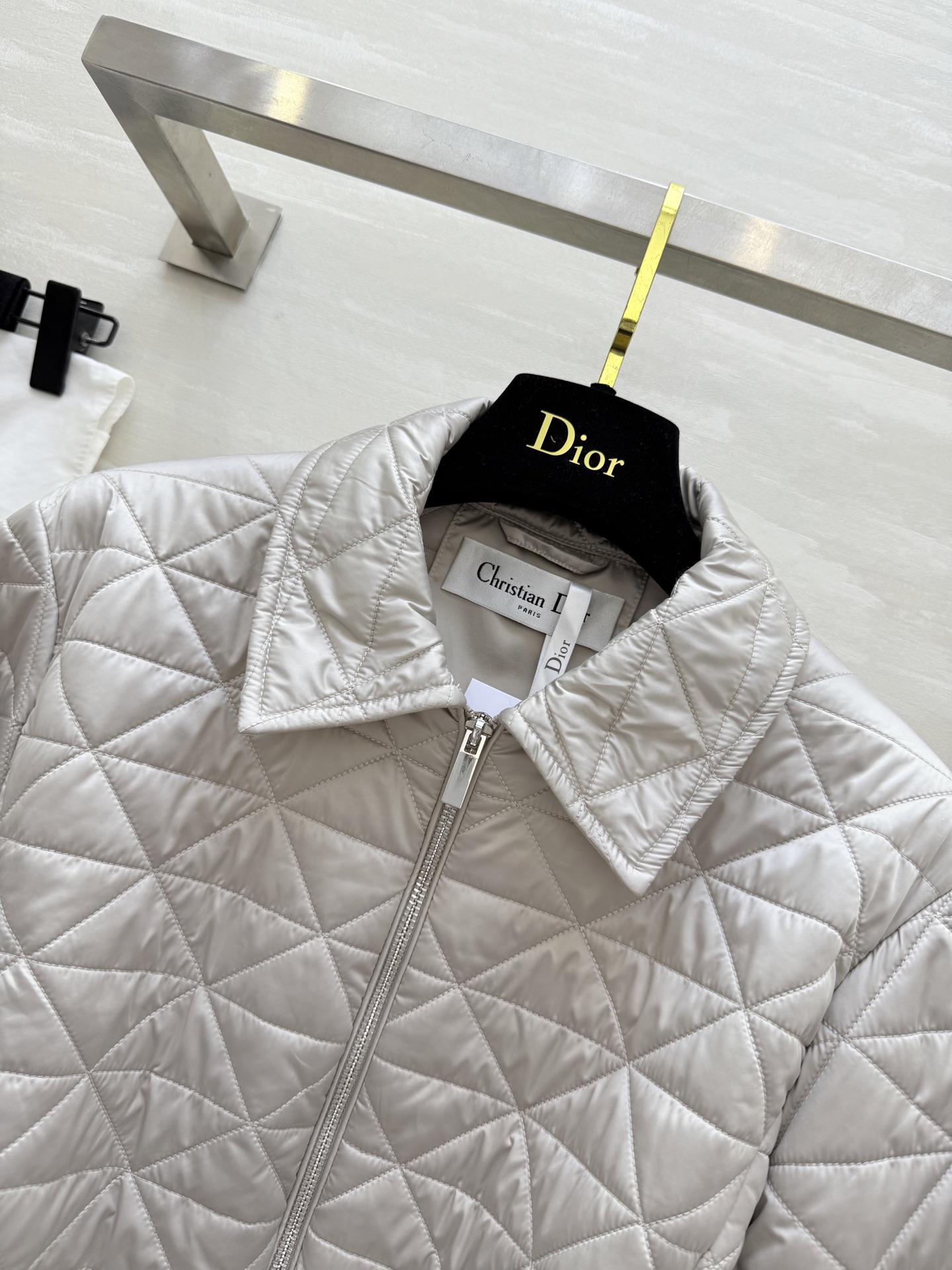 #DIO♡²⁵秋冬新款 藤格纹驼绒羽绒服 高品质定制 现货首发size：S/M/L（s码肩宽：39，胸围