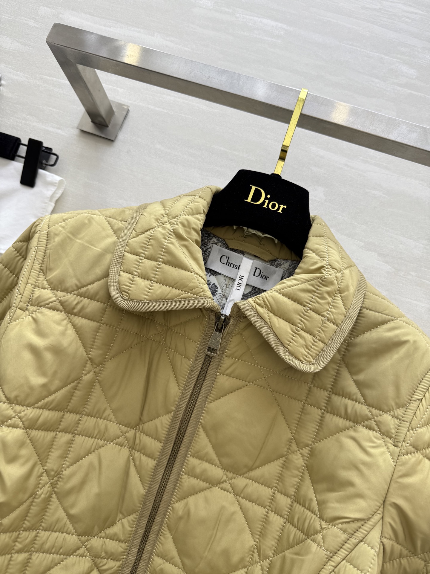 #DIO♡²⁵秋冬新款 藤格纹翻领棉服 高品质定制 现货首发size：S/M/L/XL（s码肩宽：37，