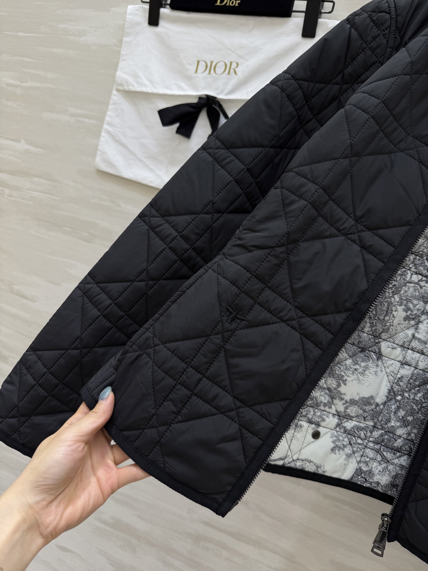 #DIO♡²⁵秋冬新款 藤格纹翻领棉服 高品质定制 现货首发size：S/M/L/XL（s码肩宽：37，