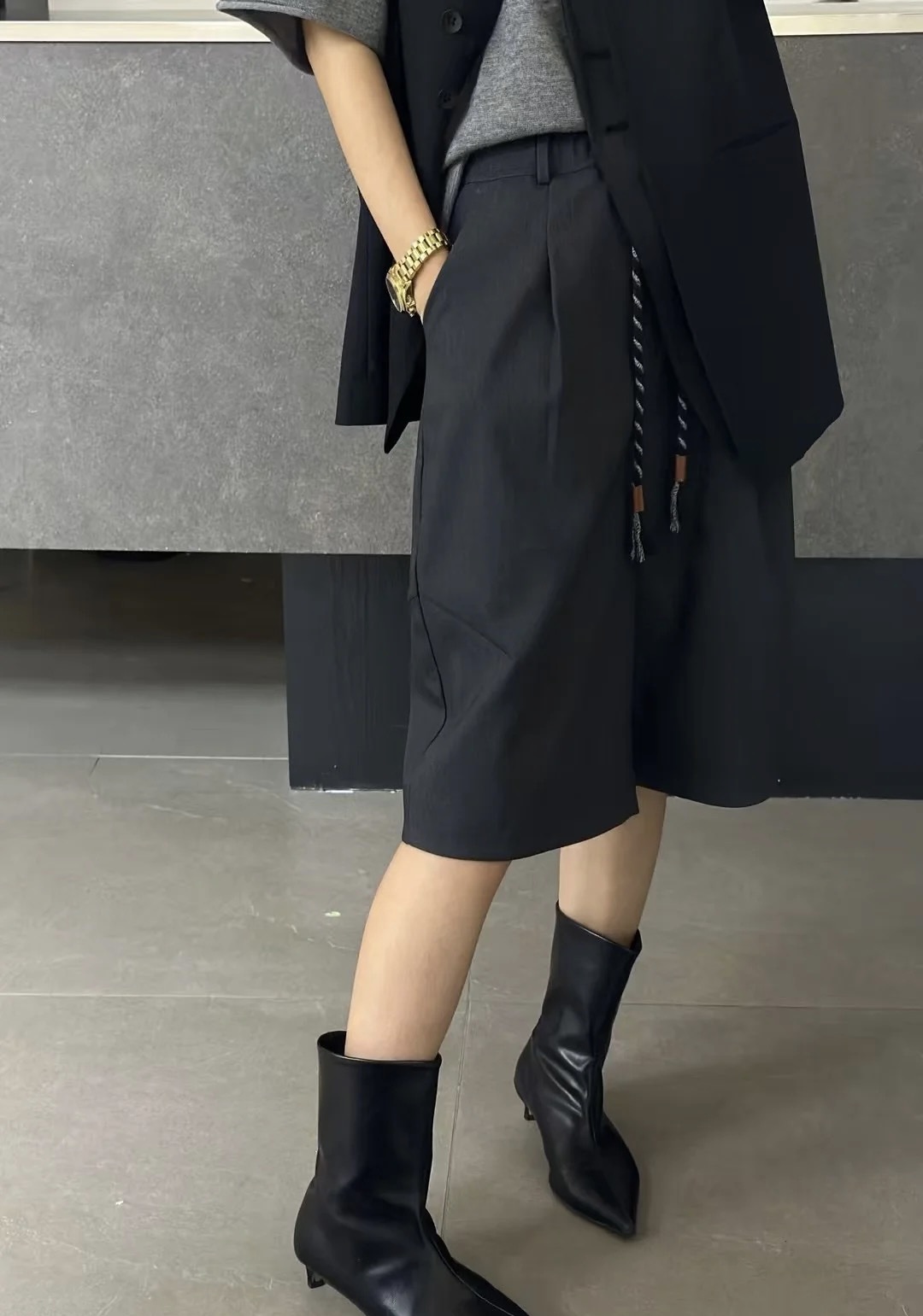 #Loew♡²⁵早秋新款 廓形中裤 高品质定制 现货首发size：26/27/28/29/30（27码腰