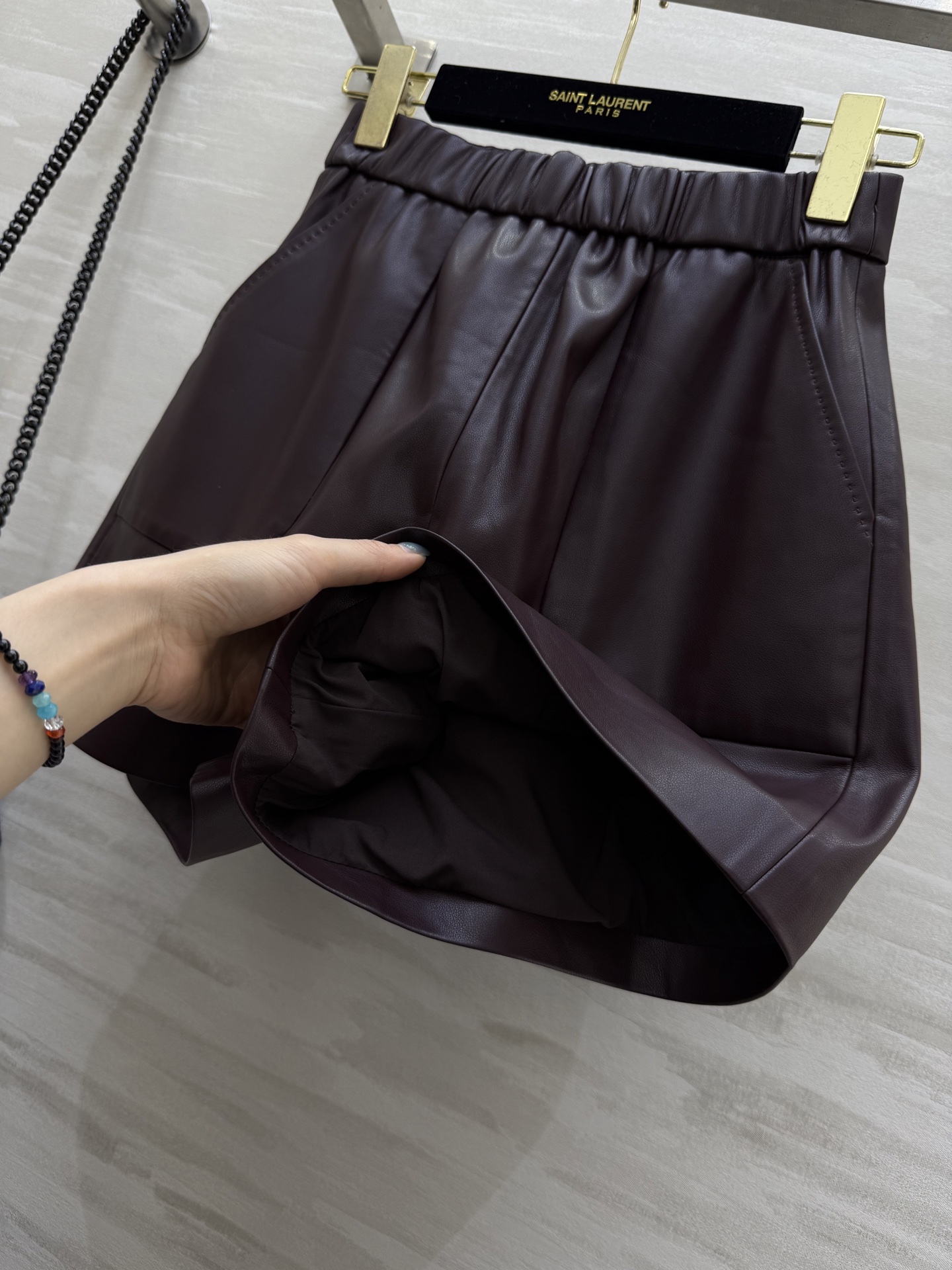 #ysl²⁵秋冬新款 环保皮短裤 高品质定制 现货首发size：26/27/28/29/30（26码腰围