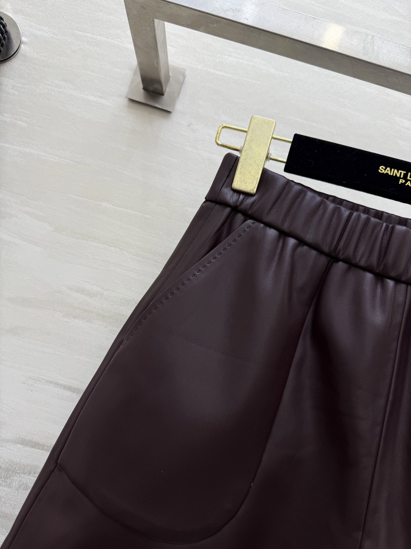 #ysl²⁵秋冬新款 环保皮短裤 高品质定制 现货首发size：26/27/28/29/30（26码腰围