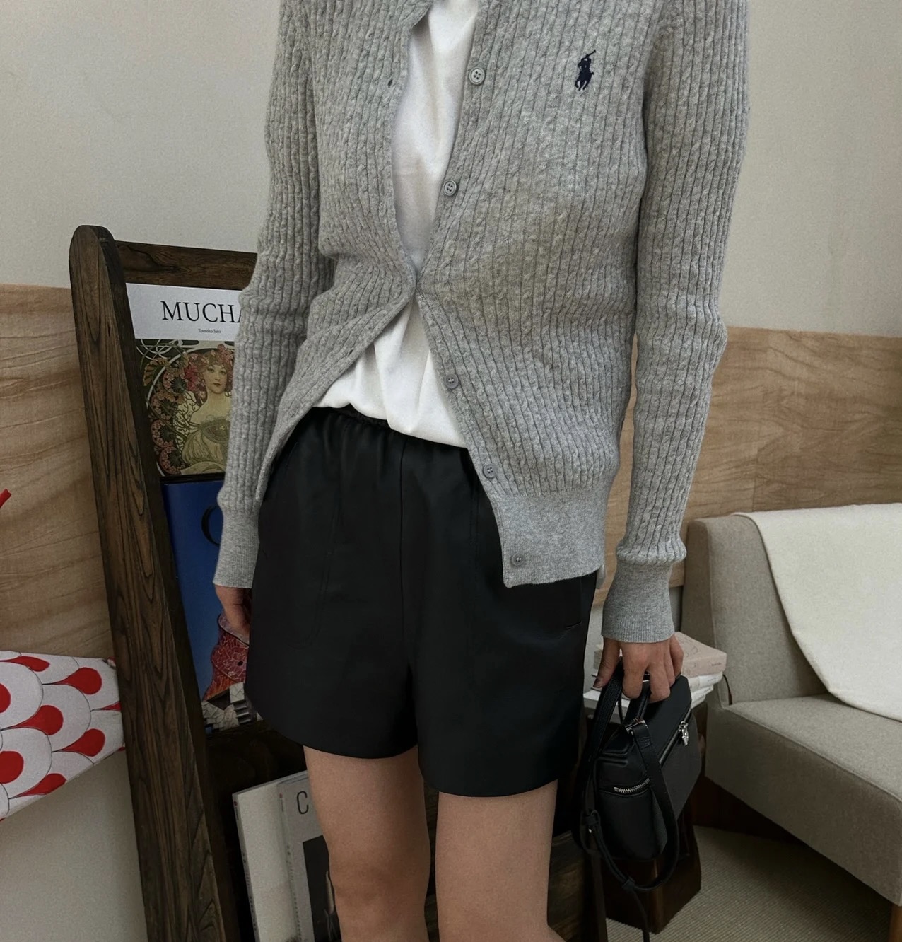 #ysl²⁵秋冬新款 环保皮短裤 高品质定制 现货首发size：26/27/28/29/30（26码腰围