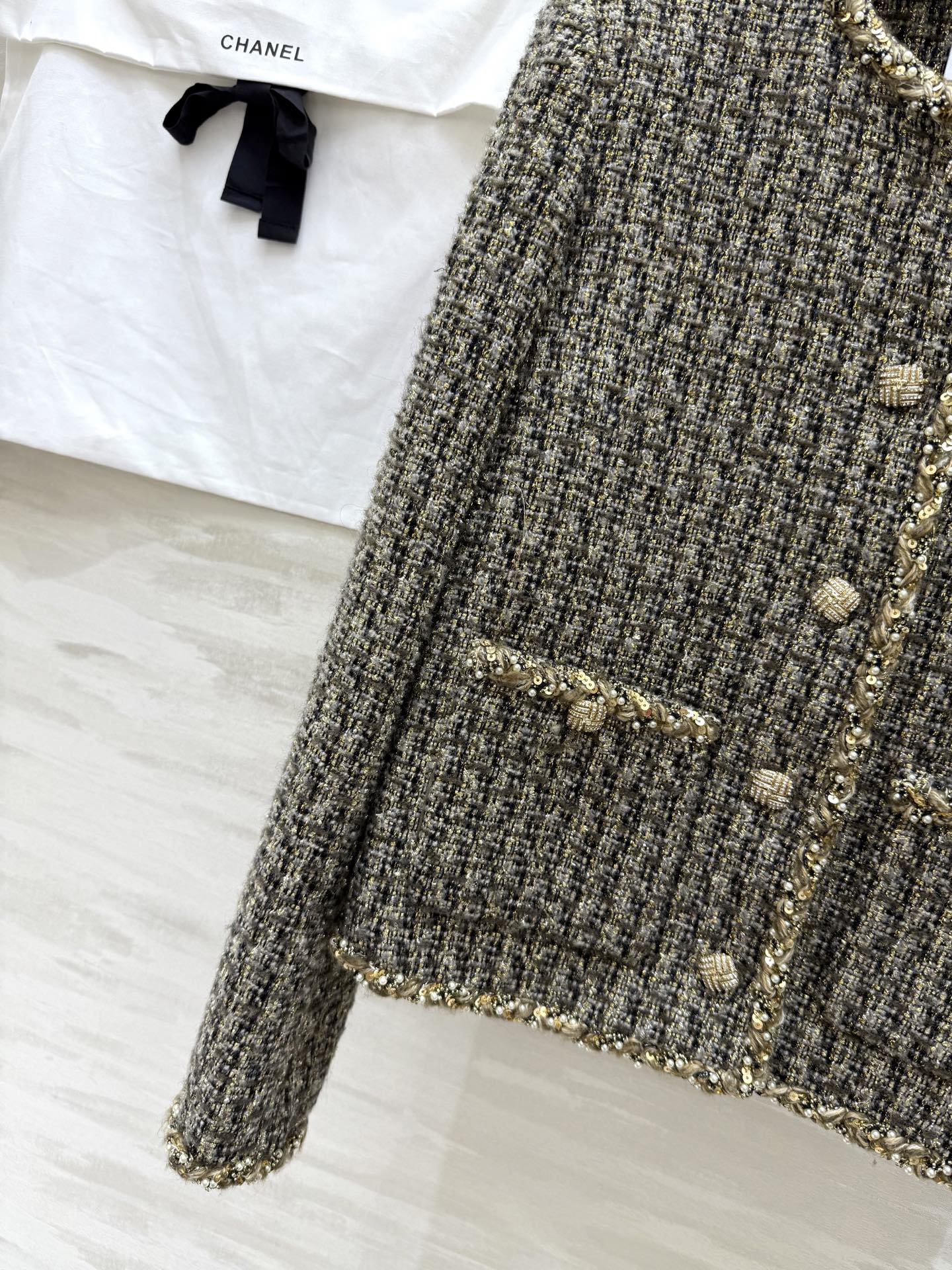 #Chane♡²⁵秋冬新款 意大利进口编织花呢面料外套 内里真丝提花里衬 高品质 现货首发size：36