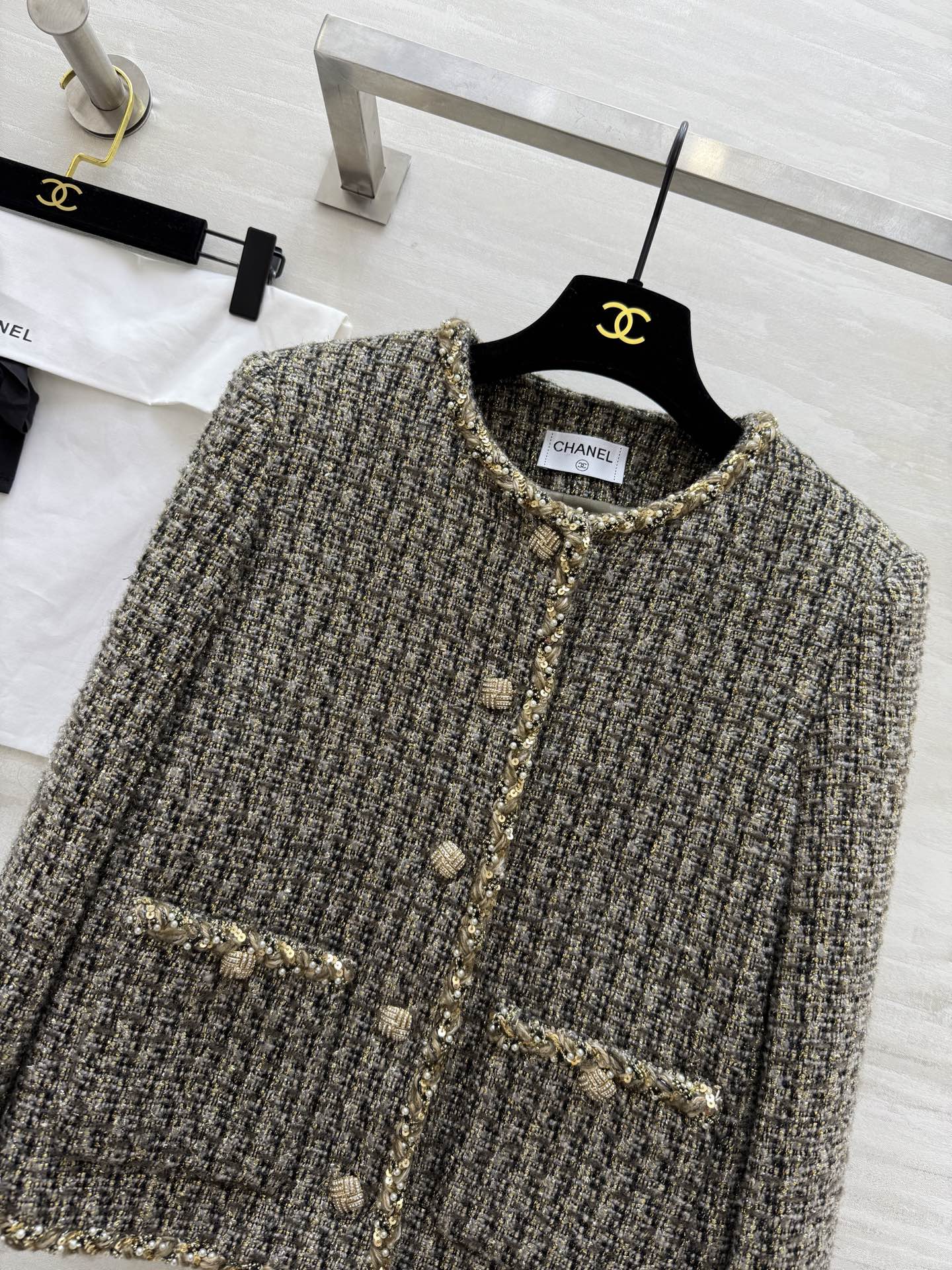 #Chane♡²⁵秋冬新款 意大利进口编织花呢面料外套 内里真丝提花里衬 高品质 现货首发size：36