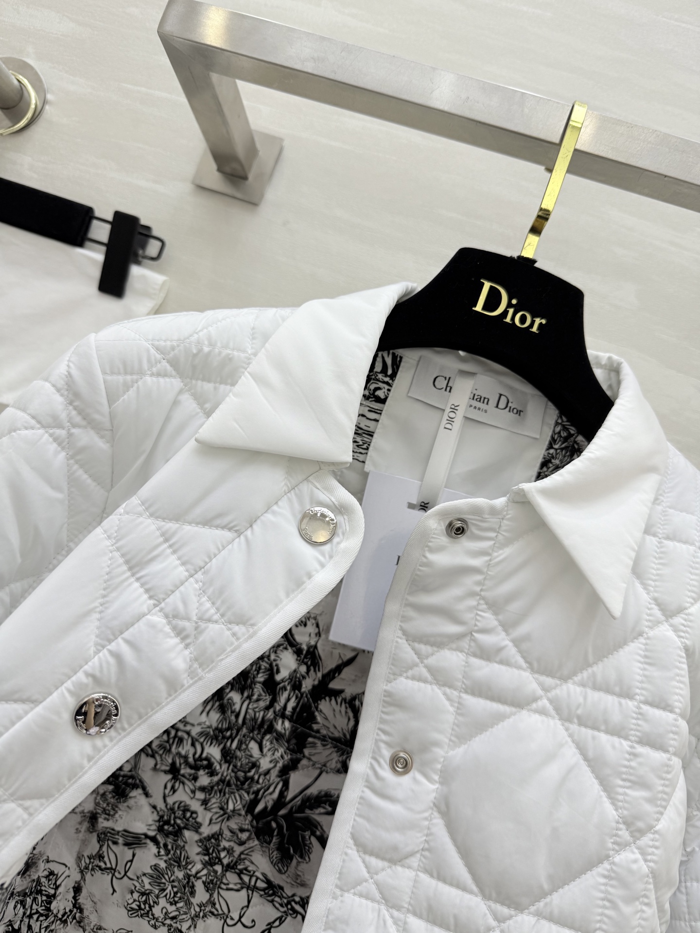 #DIO♡²⁵秋冬新款 戴妃藤格纹翻领棉服外套 高品质定制 现货首发size：S/M/L（s码肩宽：42