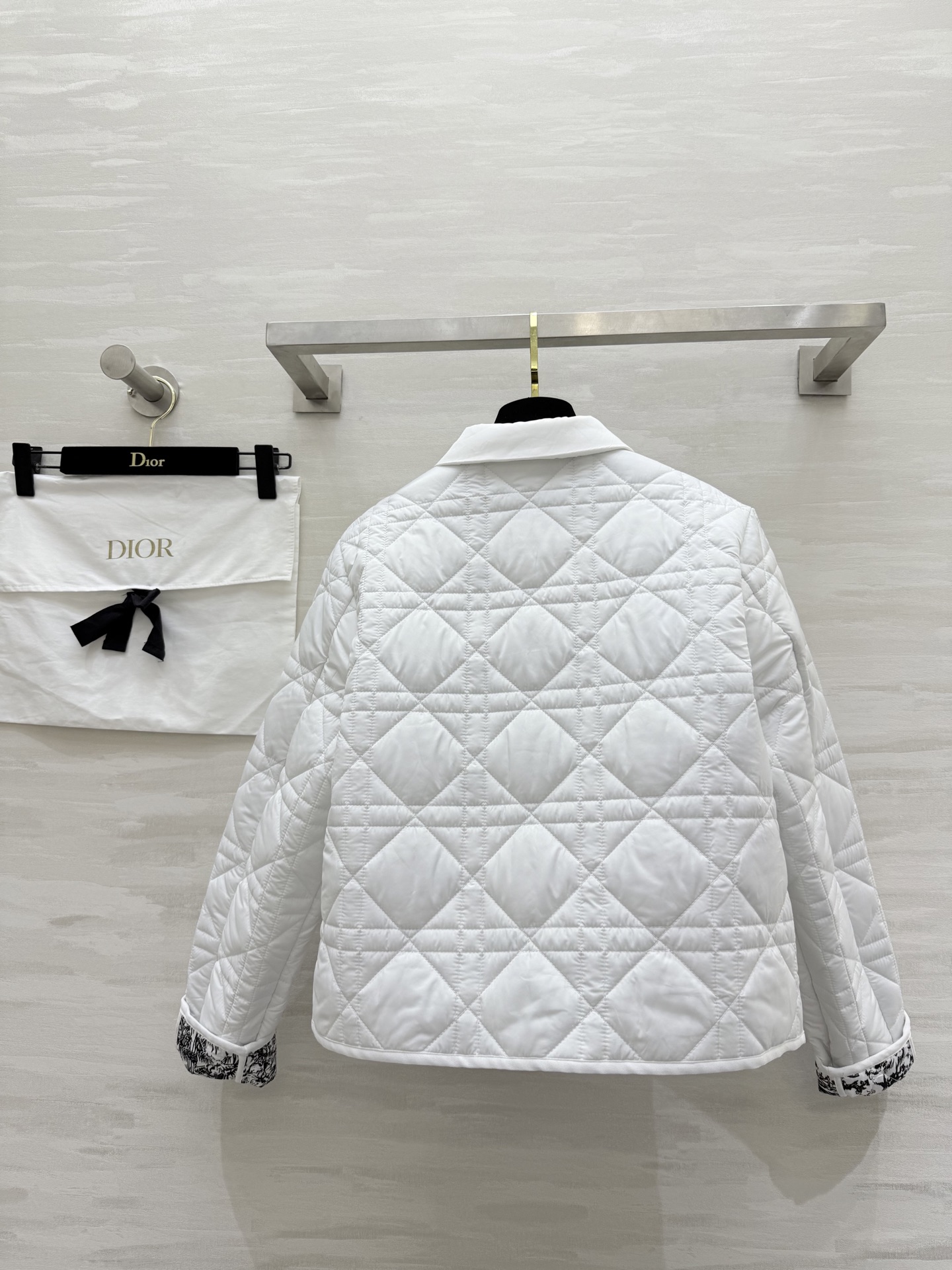 #DIO♡²⁵秋冬新款 戴妃藤格纹翻领棉服外套 高品质定制 现货首发size：S/M/L（s码肩宽：42