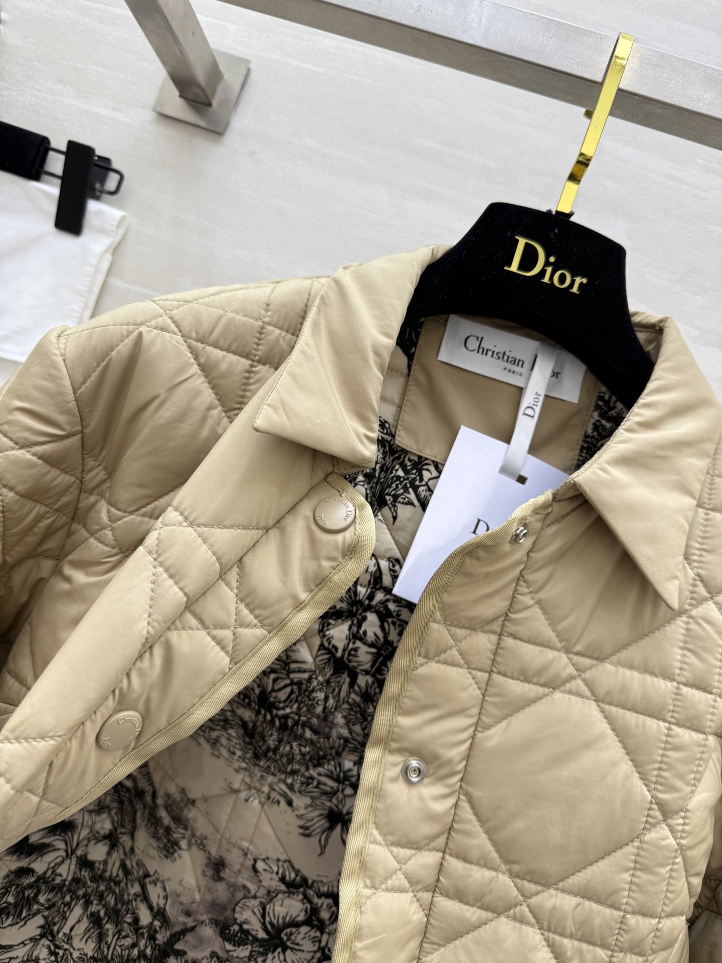 #DIO♡²⁵秋冬新款 戴妃藤格纹翻领棉服外套 高品质定制 现货首发size：S/M/L（s码肩宽：42