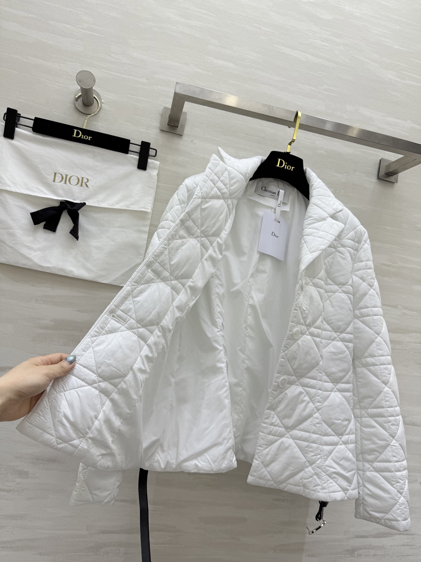 #DIO♡²⁵秋冬新款 戴妃藤格纹棉服外套 配送腰带点缀精致收腰显瘦 高品质 现货首发size：S/M/