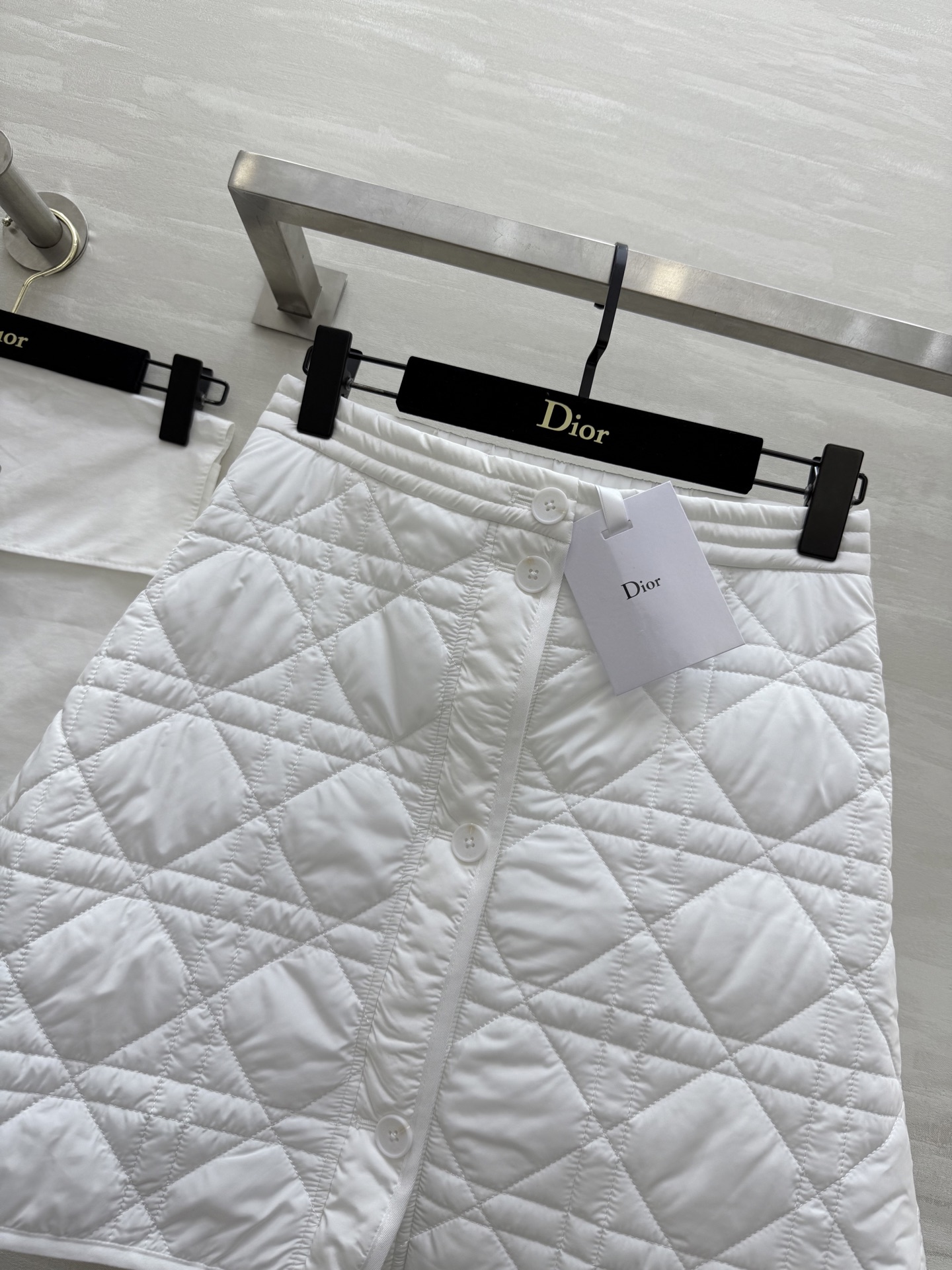 #DIO♡²⁵秋冬新款 戴妃藤格纹A摆夹棉半裙 高品质定制 现货首发size：S/M/L（s码腰围：66