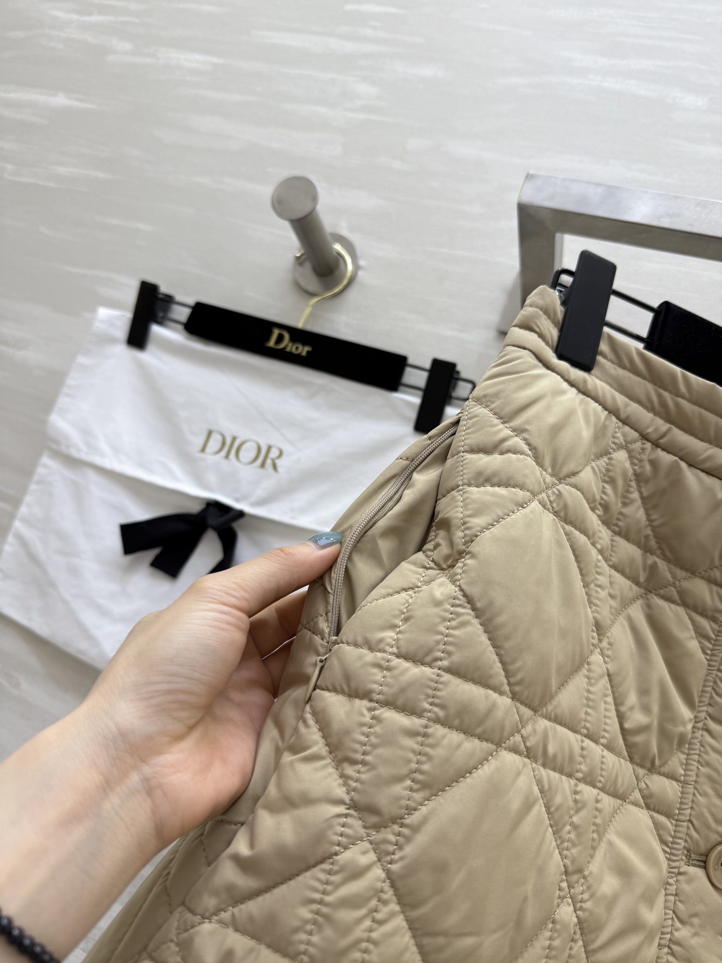 #DIO♡²⁵秋冬新款 戴妃藤格纹A摆夹棉半裙 高品质定制 现货首发size：S/M/L（s码腰围：66