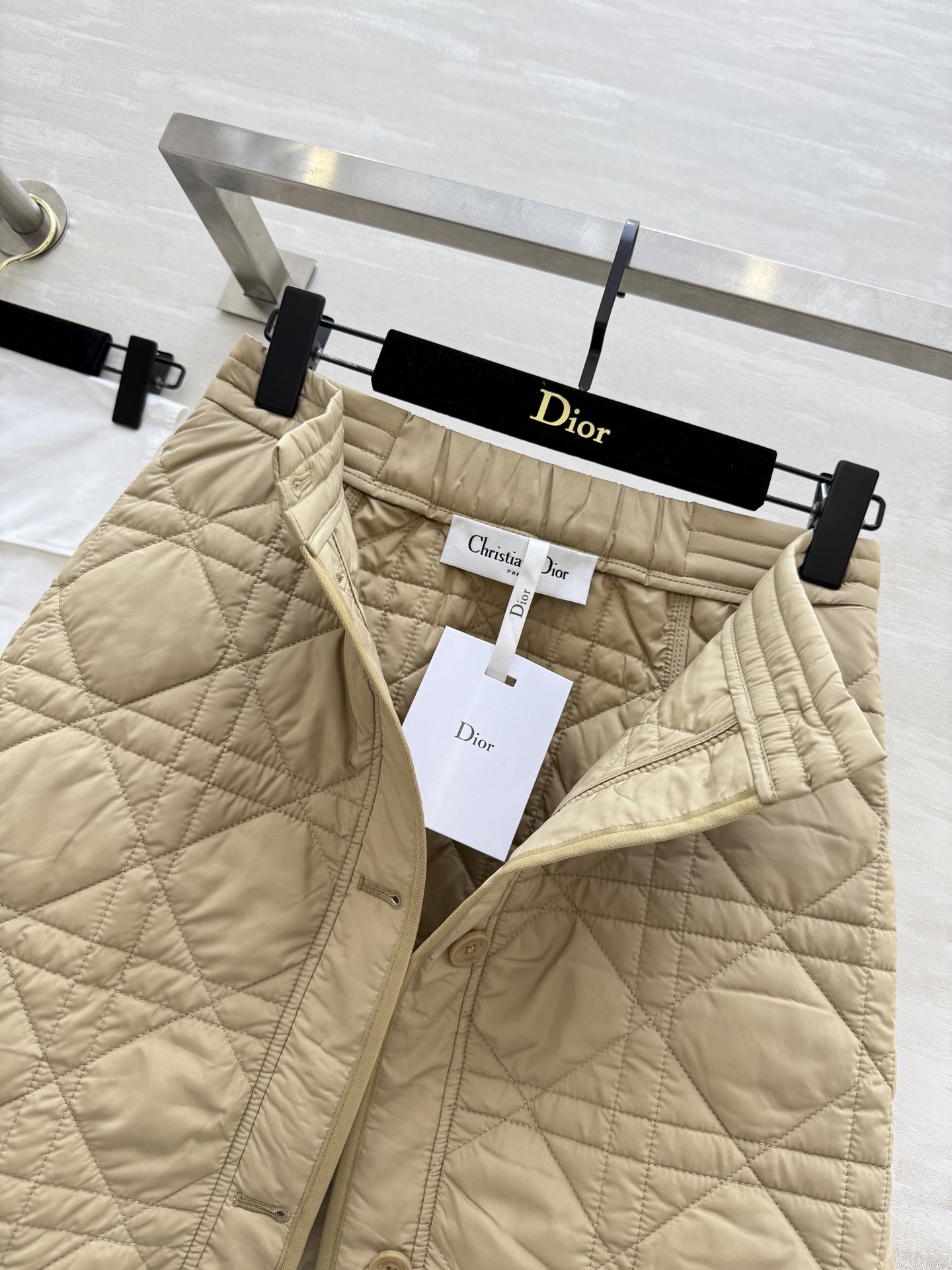 #DIO♡²⁵秋冬新款 戴妃藤格纹A摆夹棉半裙 高品质定制 现货首发size：S/M/L（s码腰围：66