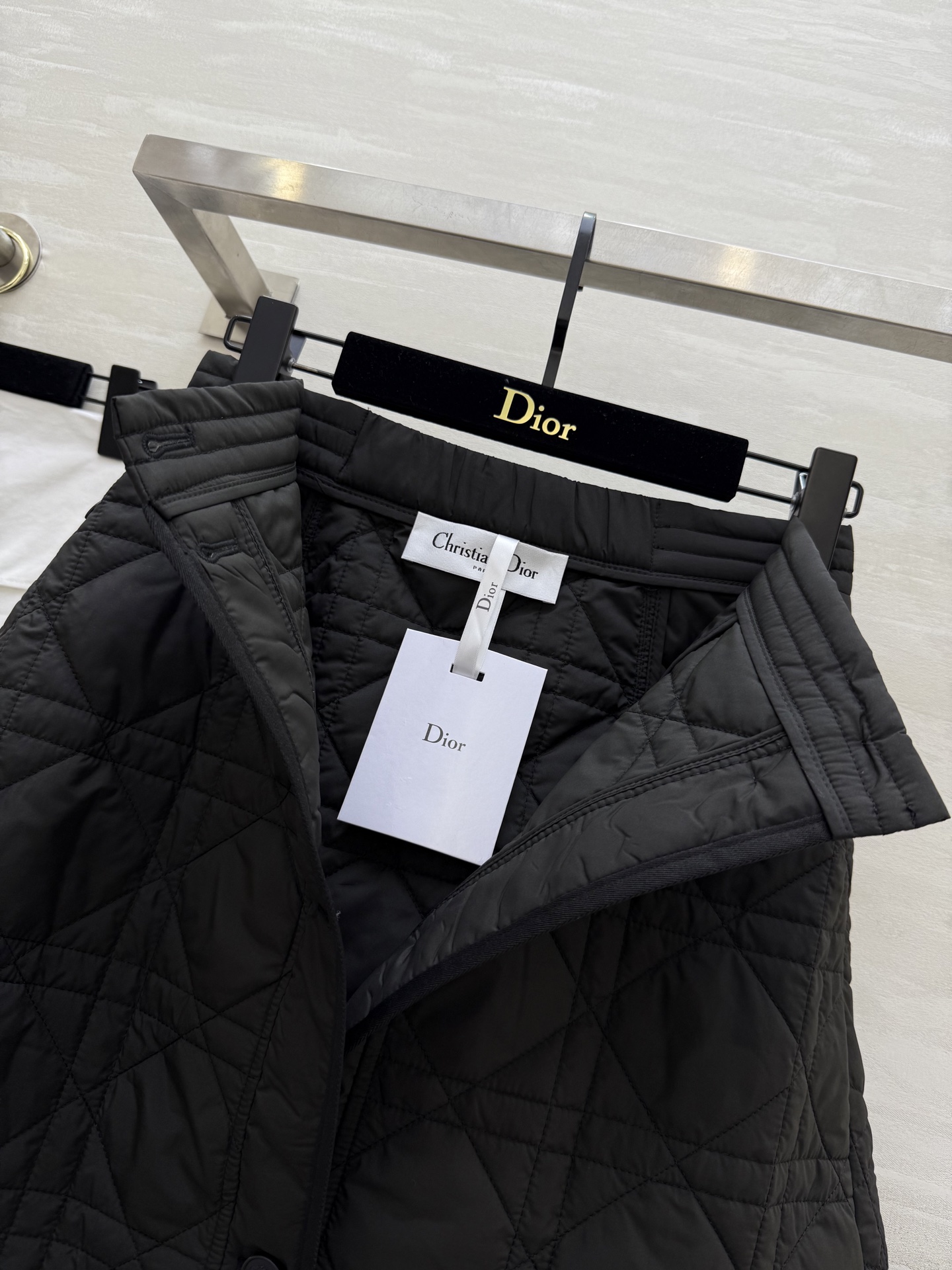 #DIO♡²⁵秋冬新款 戴妃藤格纹A摆夹棉半裙 高品质定制 现货首发size：S/M/L（s码腰围：66