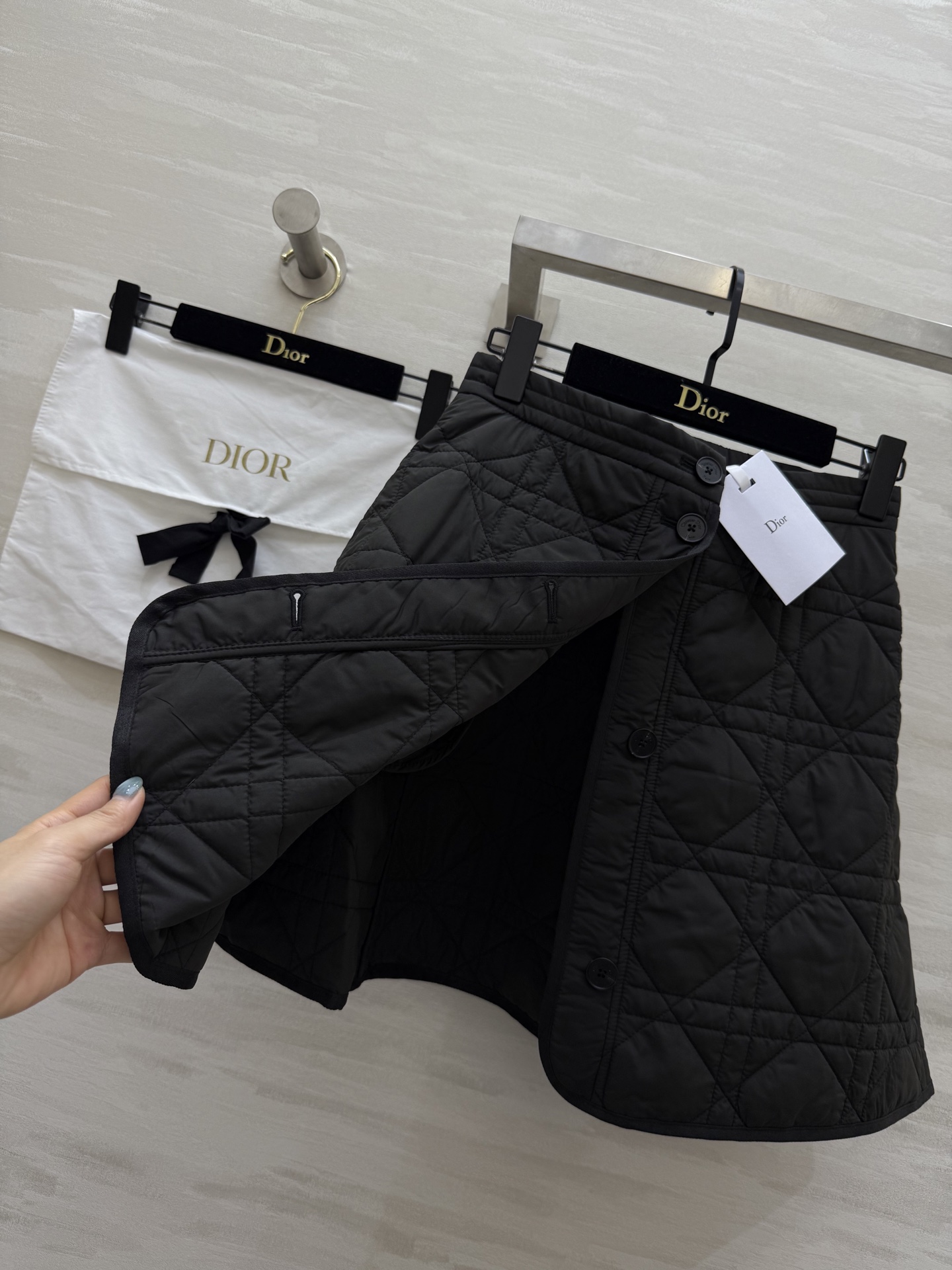 #DIO♡²⁵秋冬新款 戴妃藤格纹A摆夹棉半裙 高品质定制 现货首发size：S/M/L（s码腰围：66