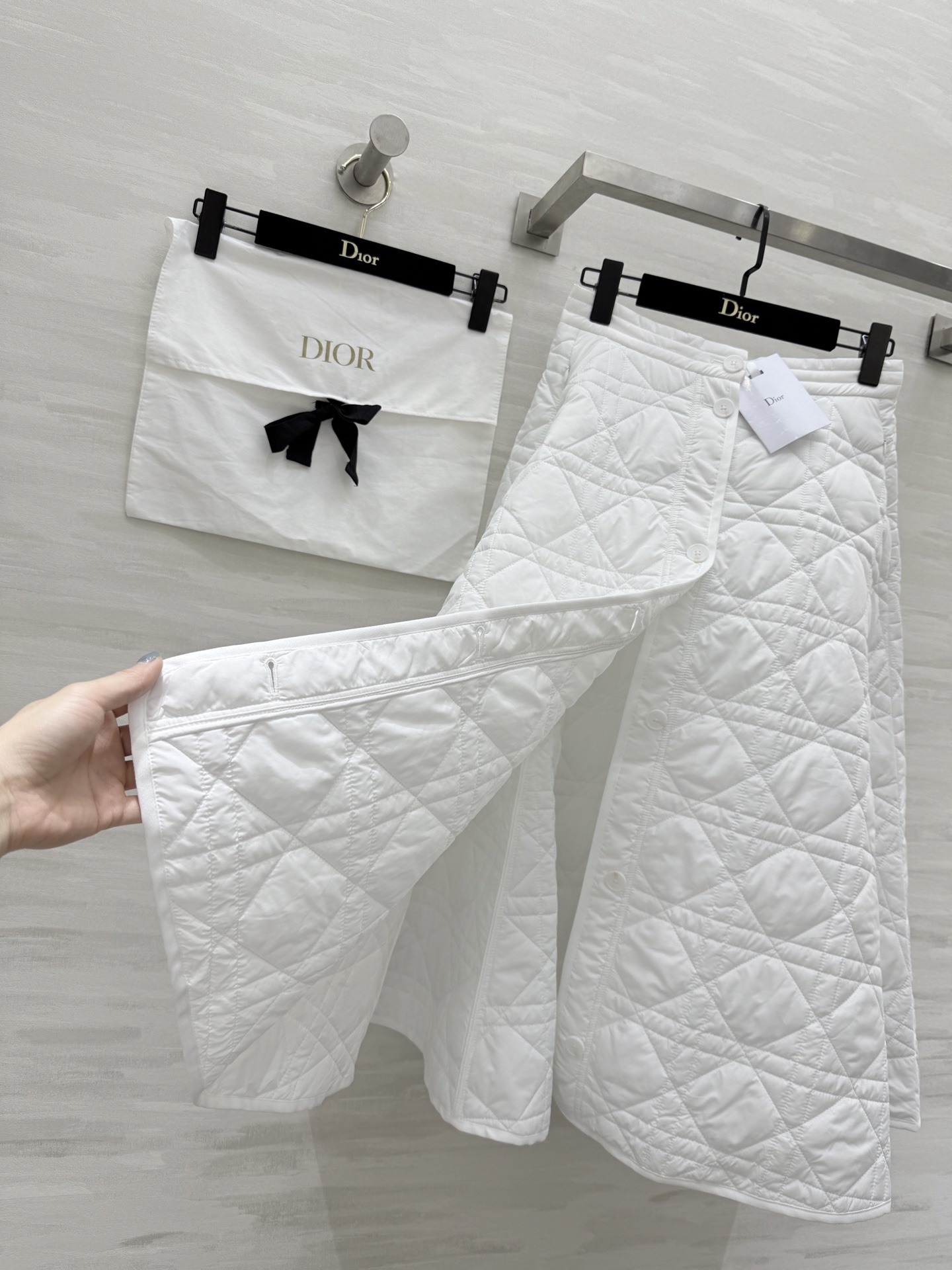 #DIO♡²⁵秋冬新款 戴妃藤格纹A摆棉服半裙 高品质定制 现货首发size：S/M/L（s码腰围：66