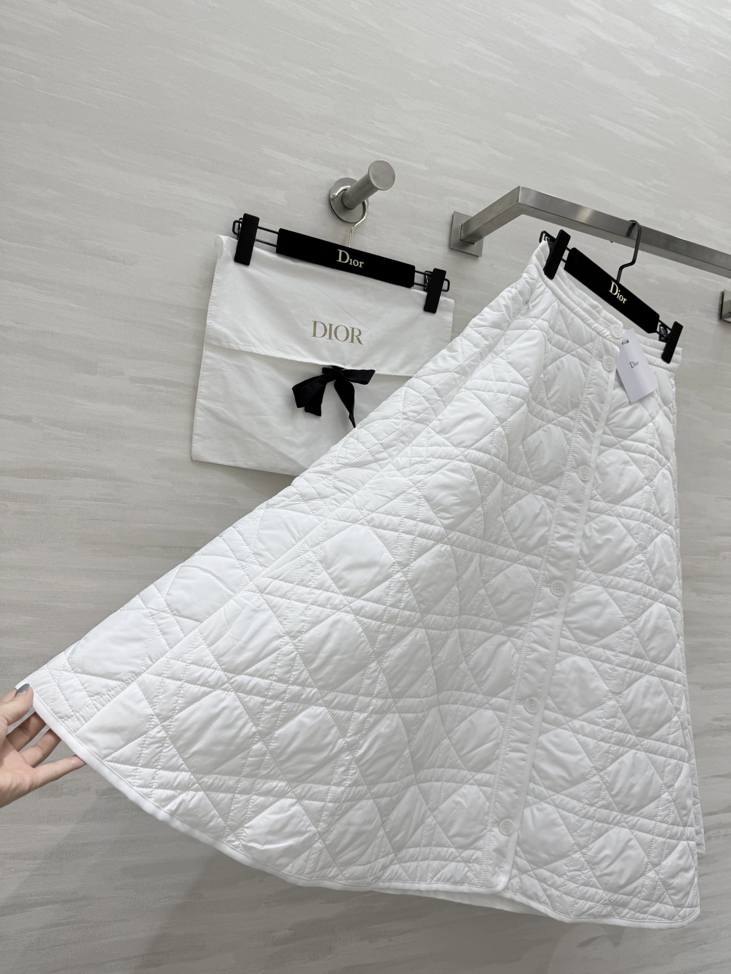 #DIO♡²⁵秋冬新款 戴妃藤格纹A摆棉服半裙 高品质定制 现货首发size：S/M/L（s码腰围：66