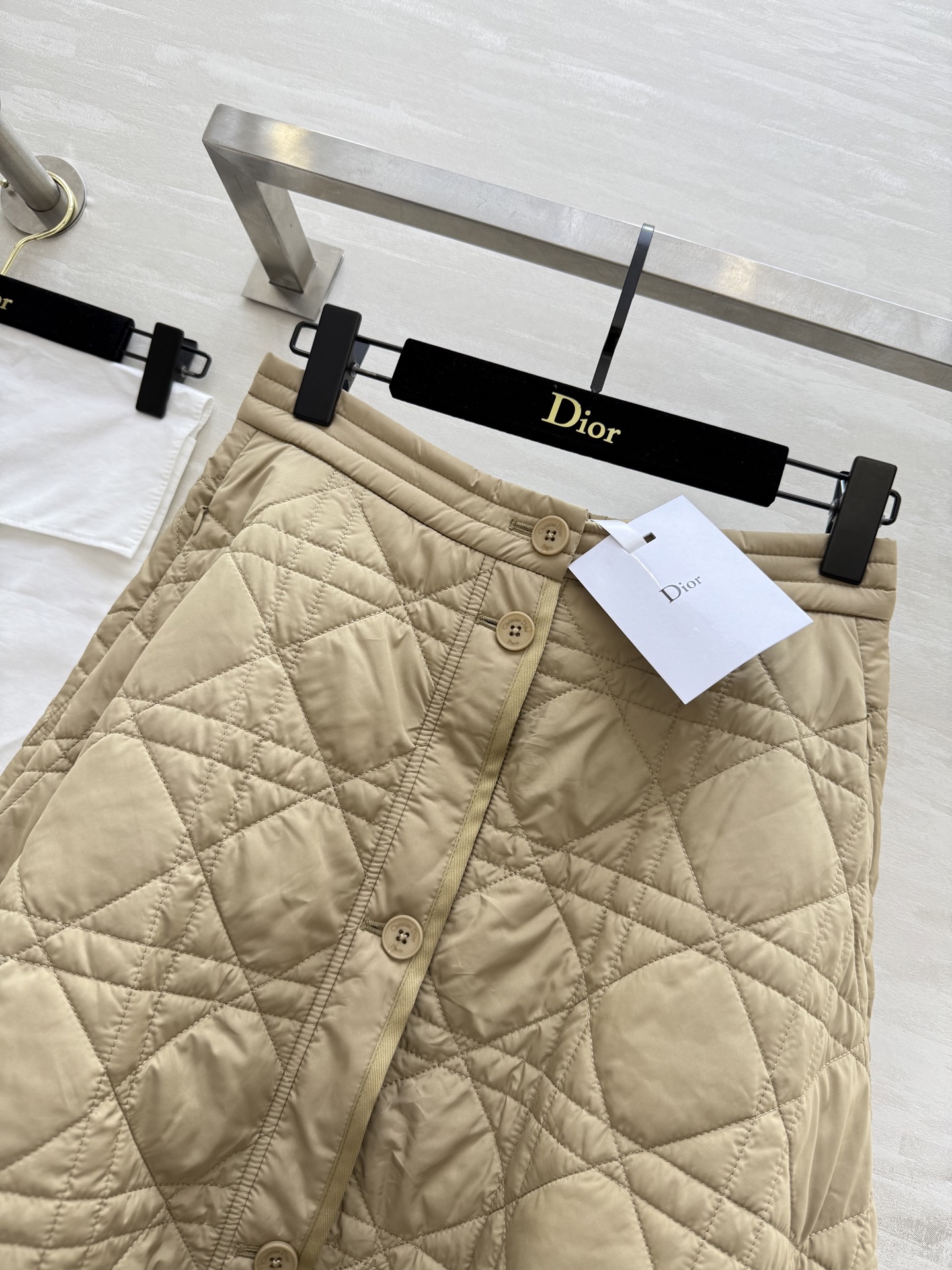 #DIO♡²⁵秋冬新款 戴妃藤格纹A摆棉服半裙 高品质定制 现货首发size：S/M/L（s码腰围：66