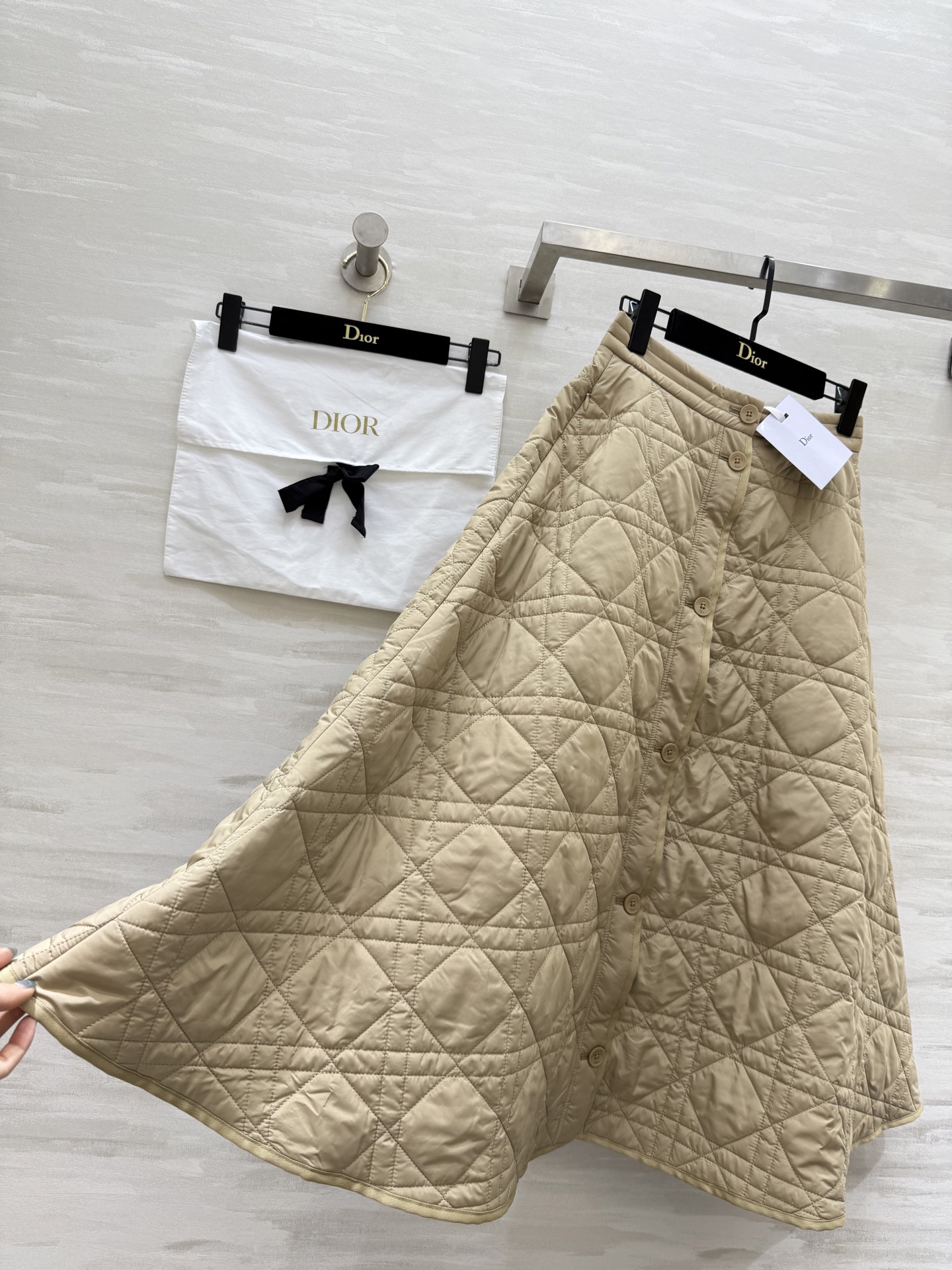 #DIO♡²⁵秋冬新款 戴妃藤格纹A摆棉服半裙 高品质定制 现货首发size：S/M/L（s码腰围：66