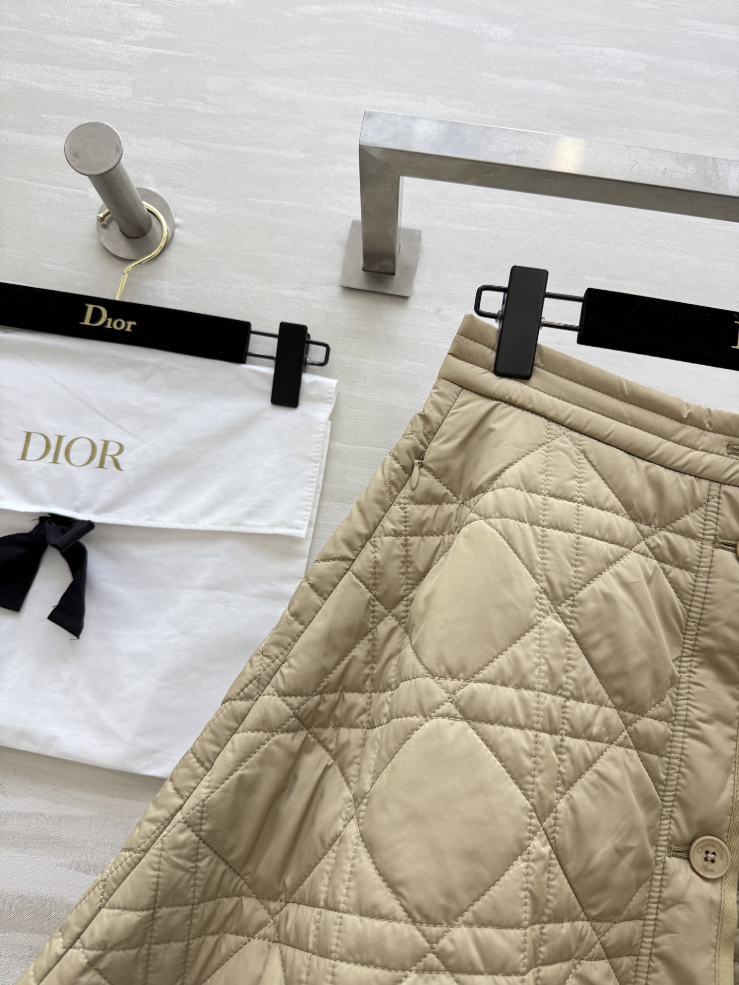 #DIO♡²⁵秋冬新款 戴妃藤格纹A摆棉服半裙 高品质定制 现货首发size：S/M/L（s码腰围：66