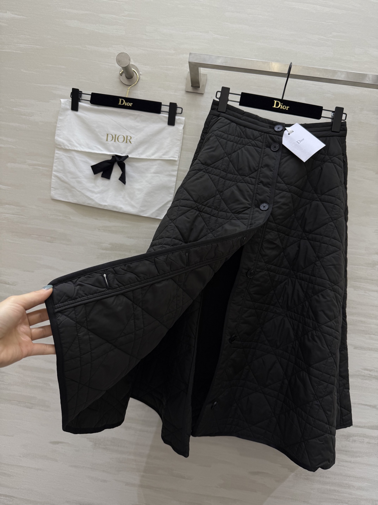 #DIO♡²⁵秋冬新款 戴妃藤格纹A摆棉服半裙 高品质定制 现货首发size：S/M/L（s码腰围：66