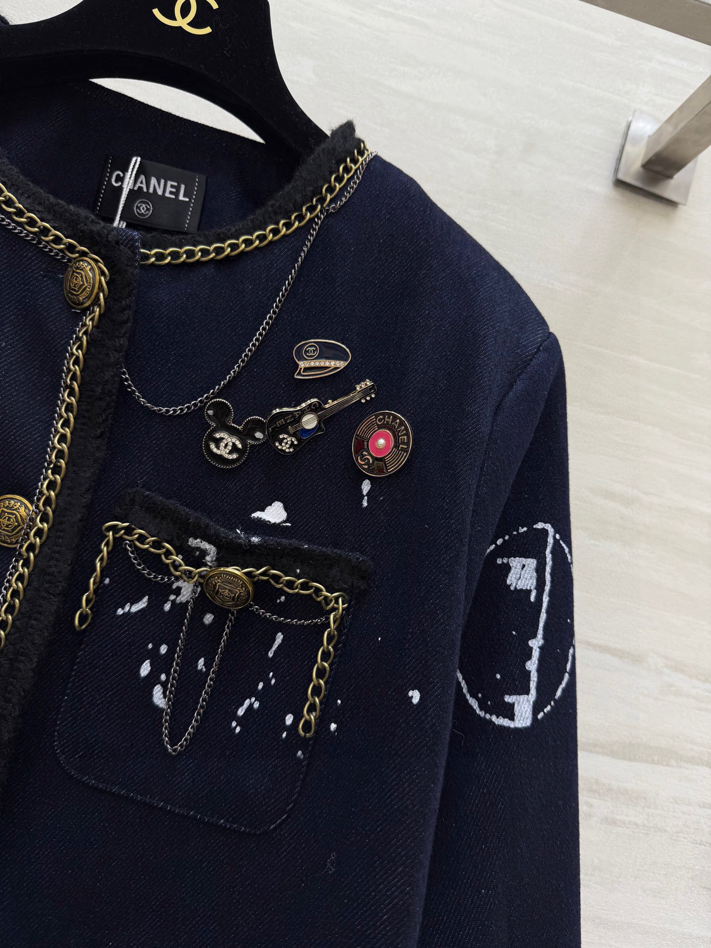 🖲️ 𝑱𝒆𝒏𝒏𝒊𝒆/CHANE♡🖲️妮妮外套太美了Jennie金智妮同款都在穿的手绘小香风外套秀场高定手