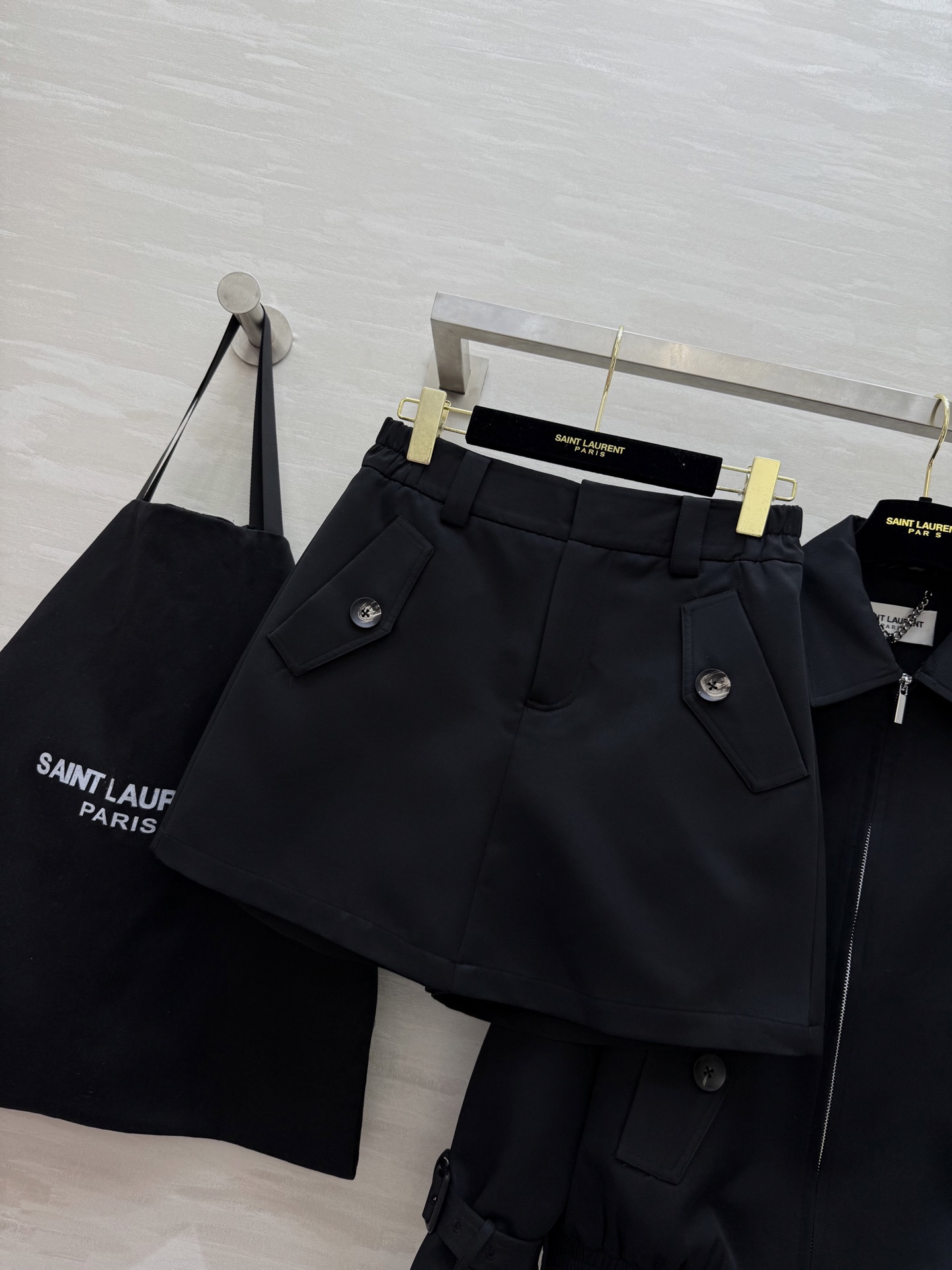 #ysl²⁵秋冬新款 巴恩风套装 极简酷时髦风格 高品质 现货首发size：S/M/L（M码胸围：112