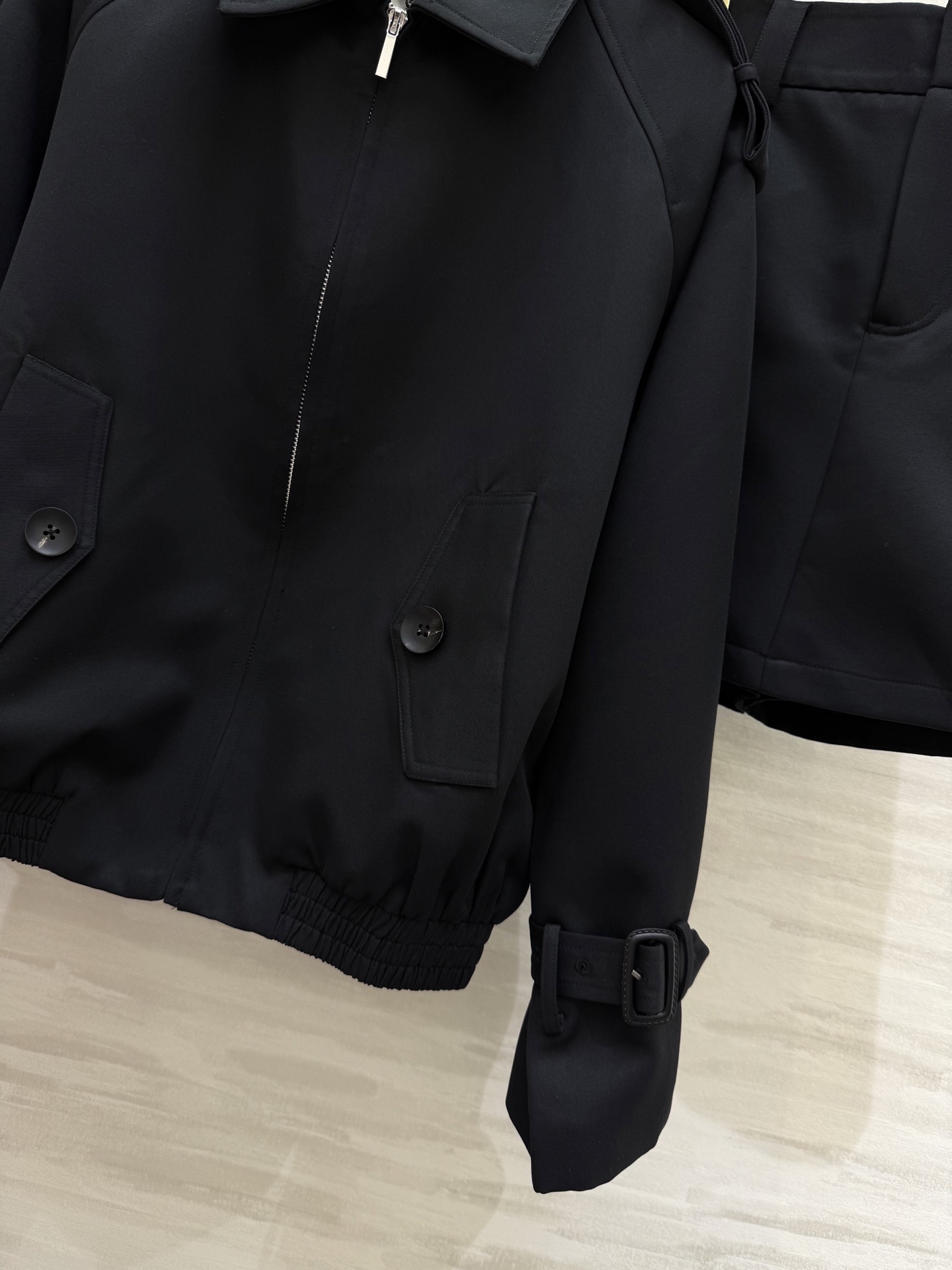 #ysl²⁵秋冬新款 巴恩风套装 极简酷时髦风格 高品质 现货首发size：S/M/L（M码胸围：112