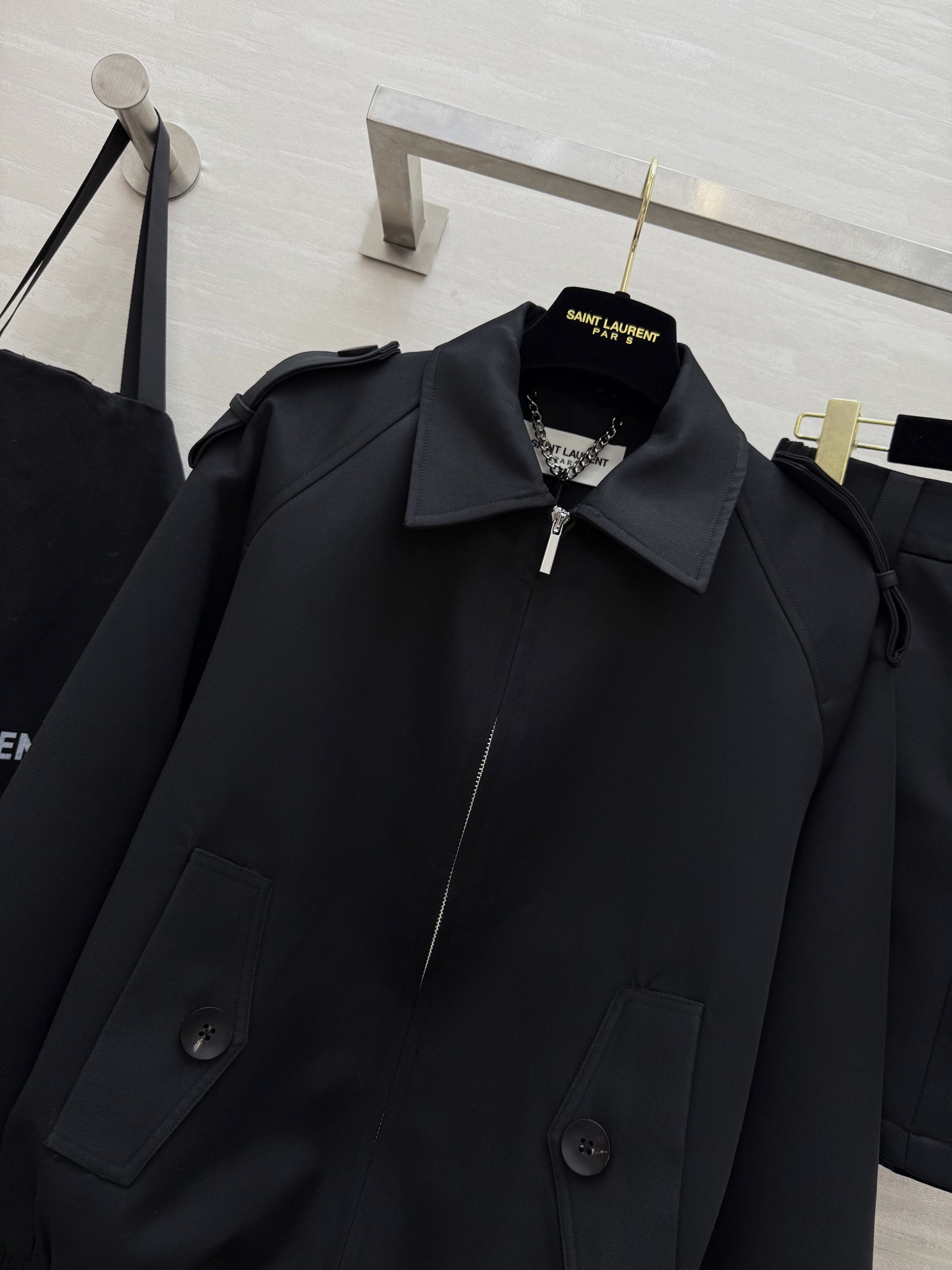 #ysl²⁵秋冬新款 巴恩风套装 极简酷时髦风格 高品质 现货首发size：S/M/L（M码胸围：112