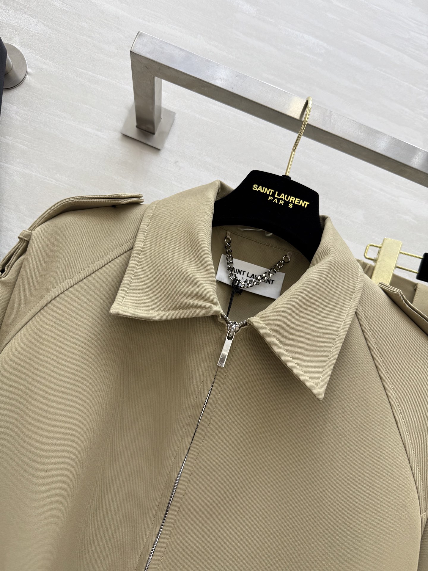 #ysl²⁵秋冬新款 巴恩风套装 极简酷时髦风格 高品质 现货首发size：S/M/L（M码胸围：112