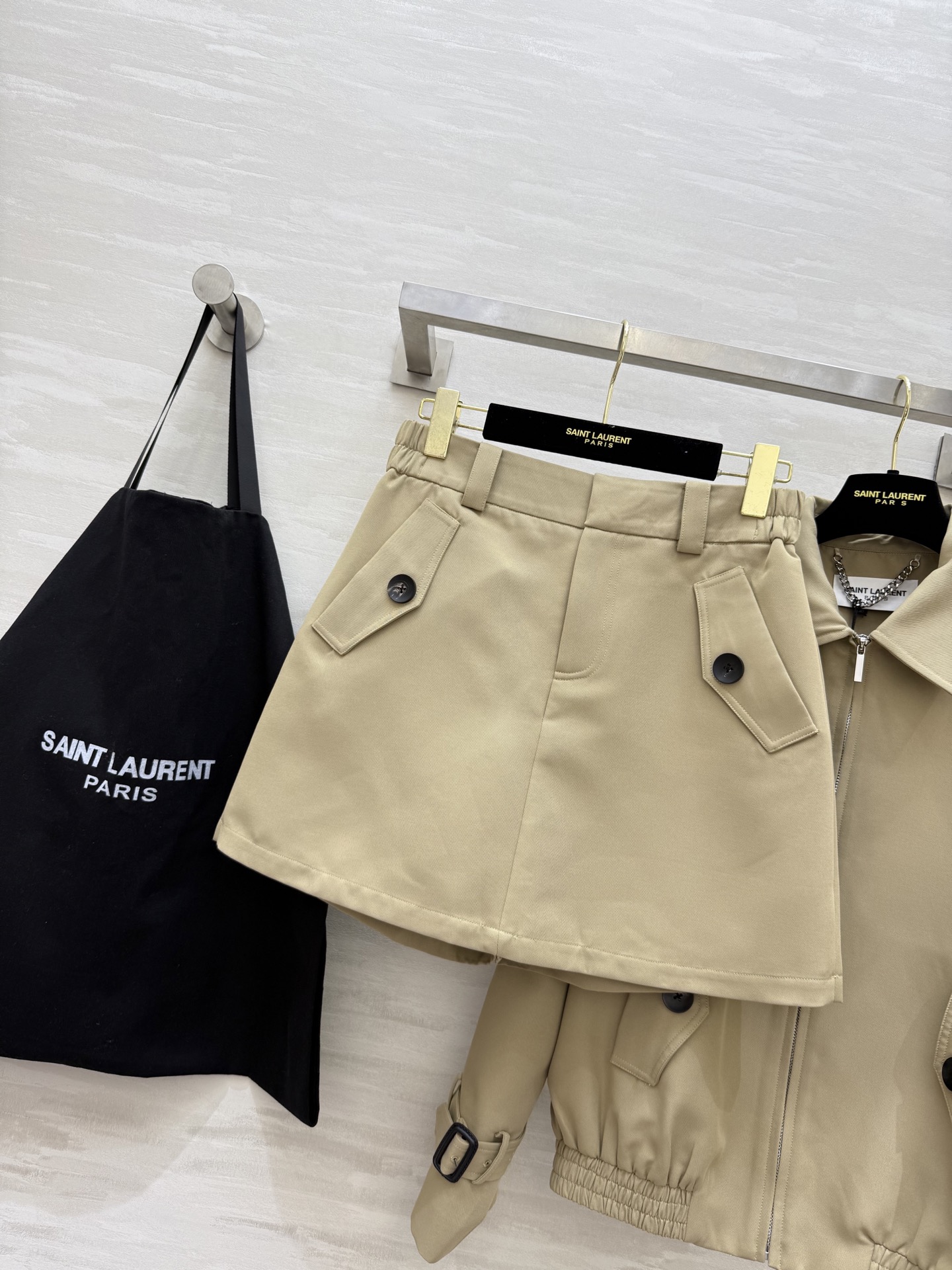 #ysl²⁵秋冬新款 巴恩风套装 极简酷时髦风格 高品质 现货首发size：S/M/L（M码胸围：112